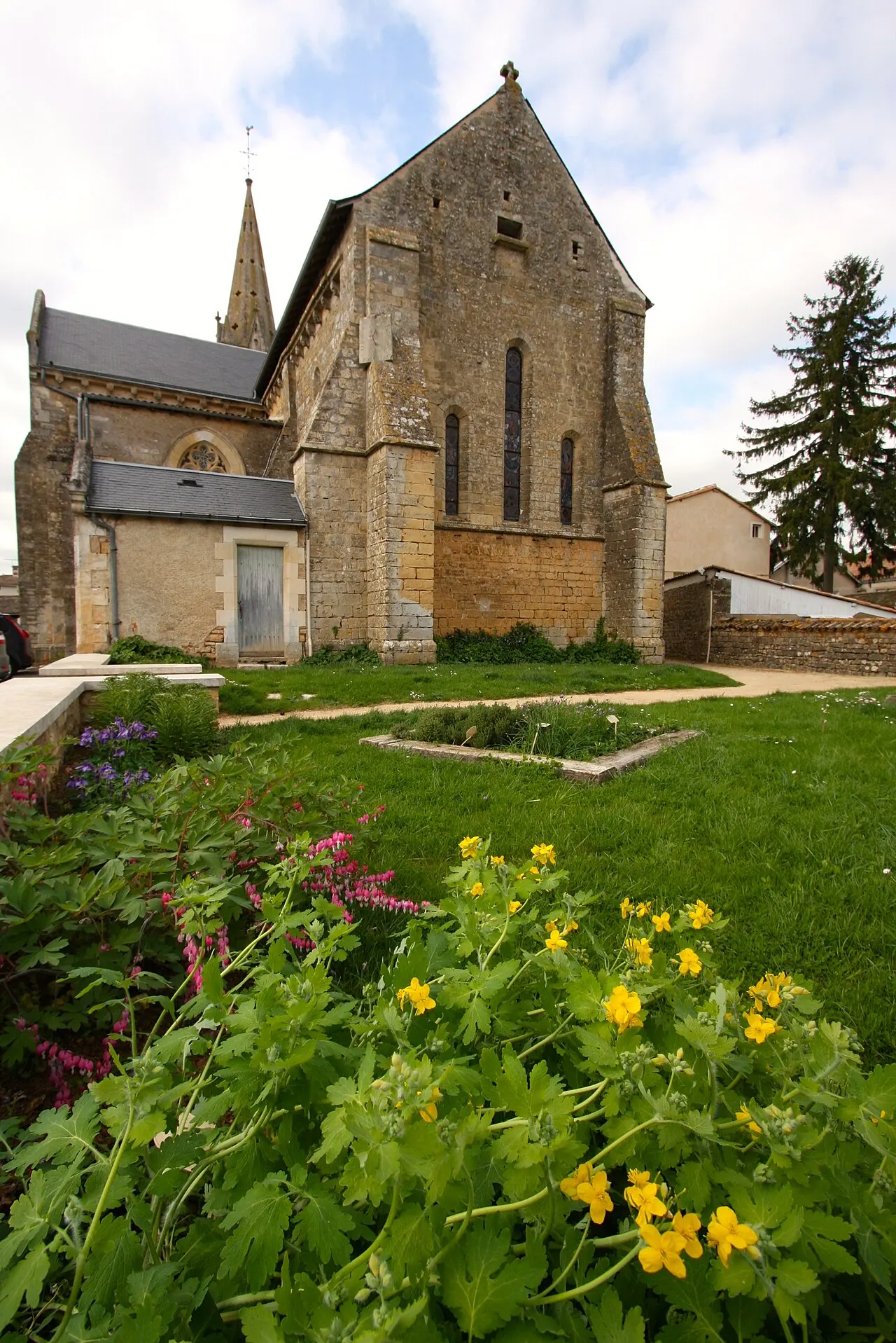Église Saint-Hilaire