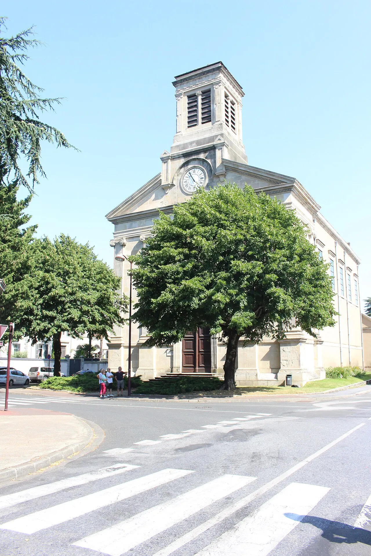 Temple neuf