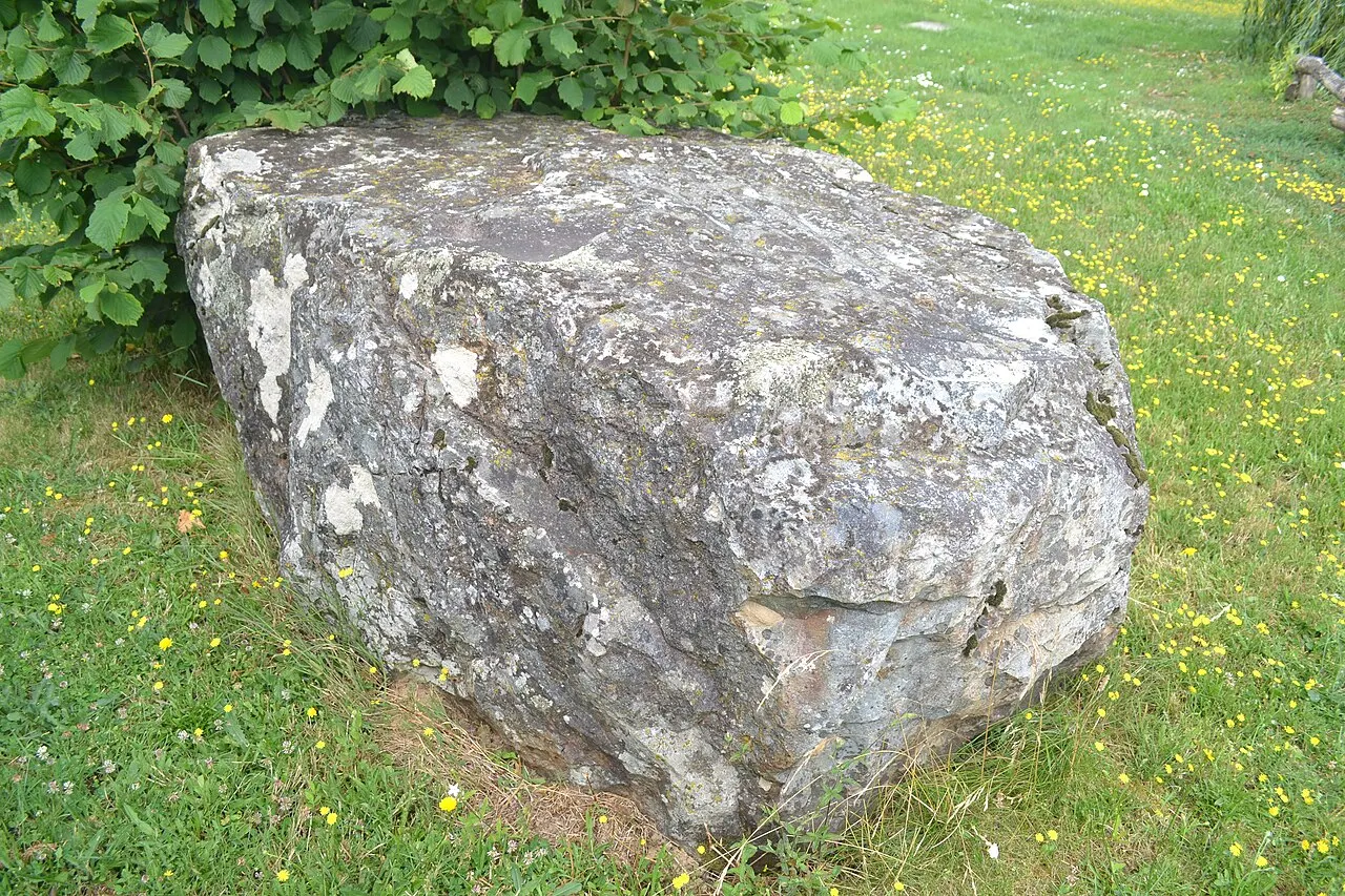 Polissoir ou pierre à sculpture