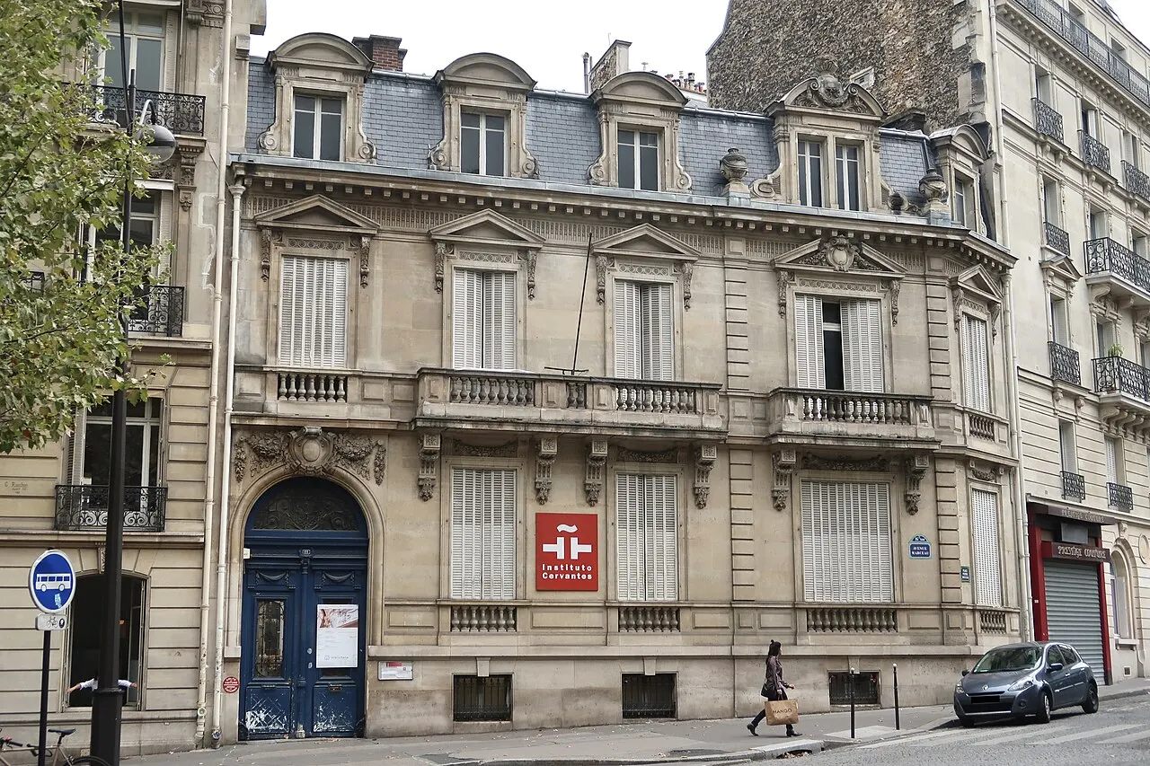 Immeuble, ancien hôtel particulier, actuelle bibliothèque de l’Institut Cervantès