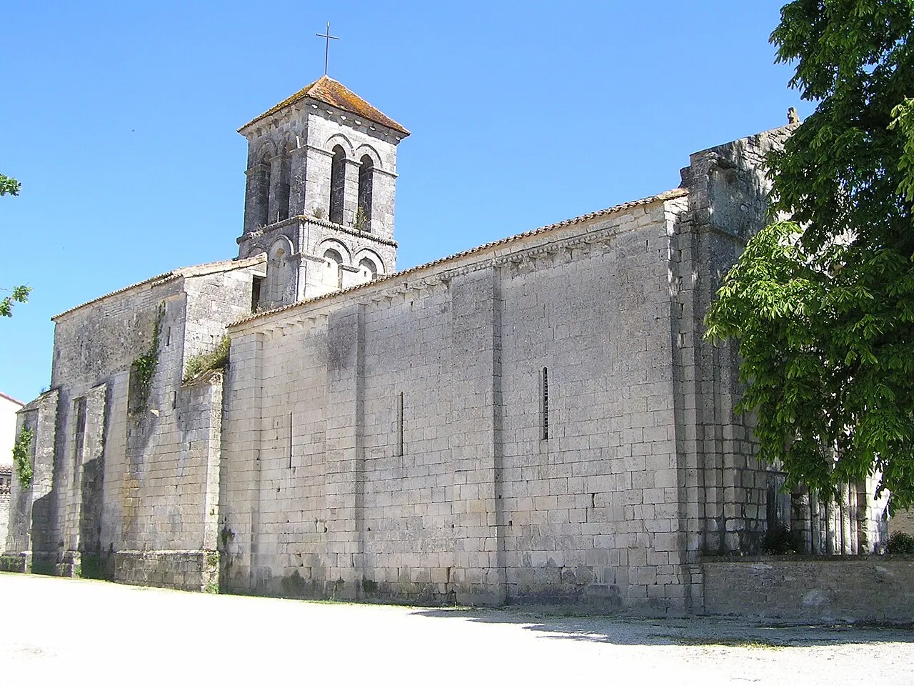 Église Saint-Hippolyte