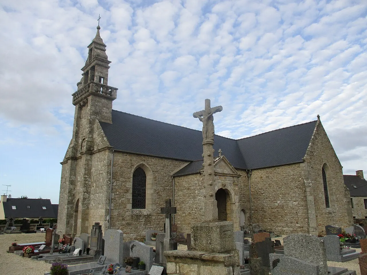 Église Saints-Pierre-et-Paul