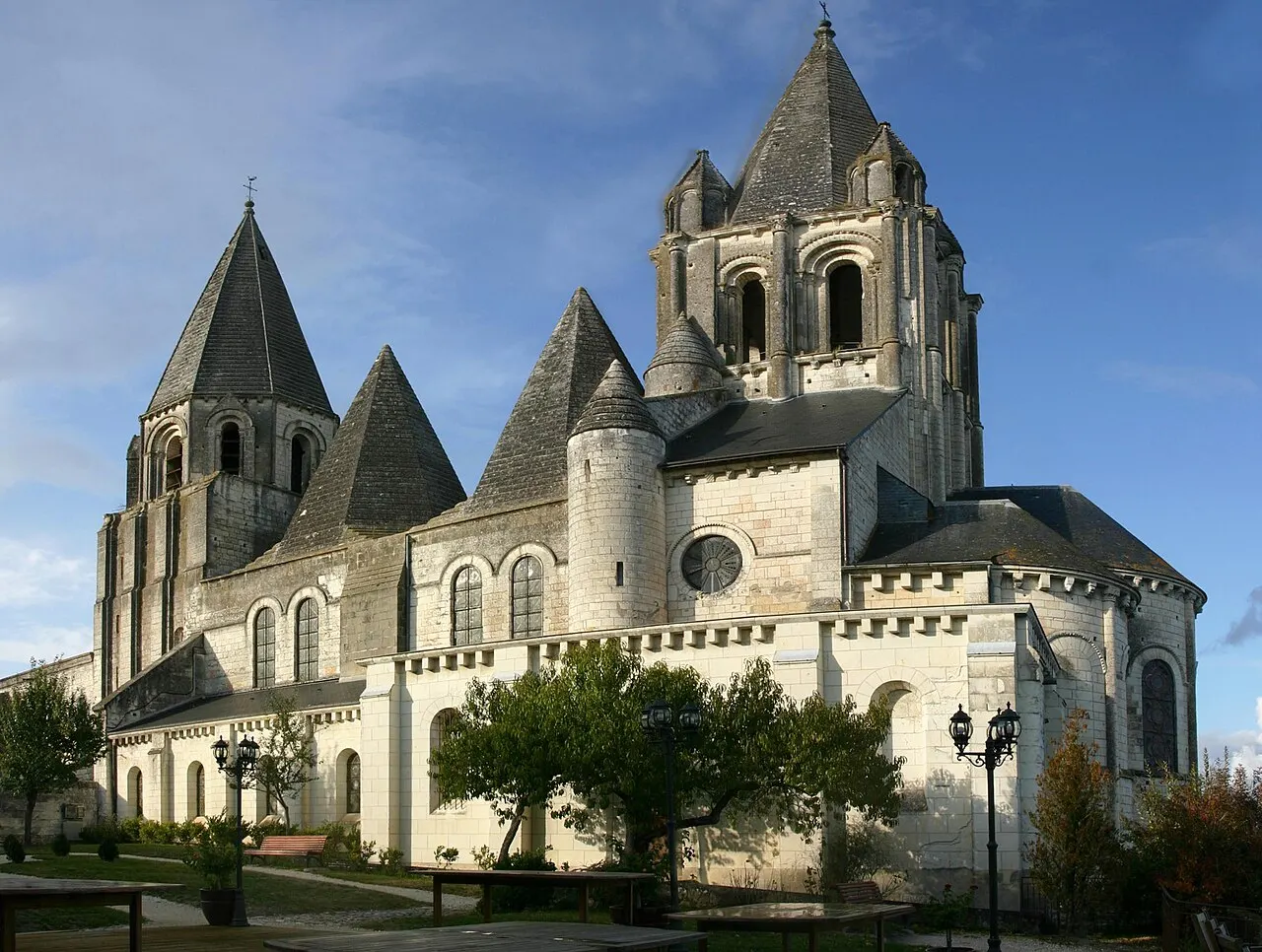 Loches