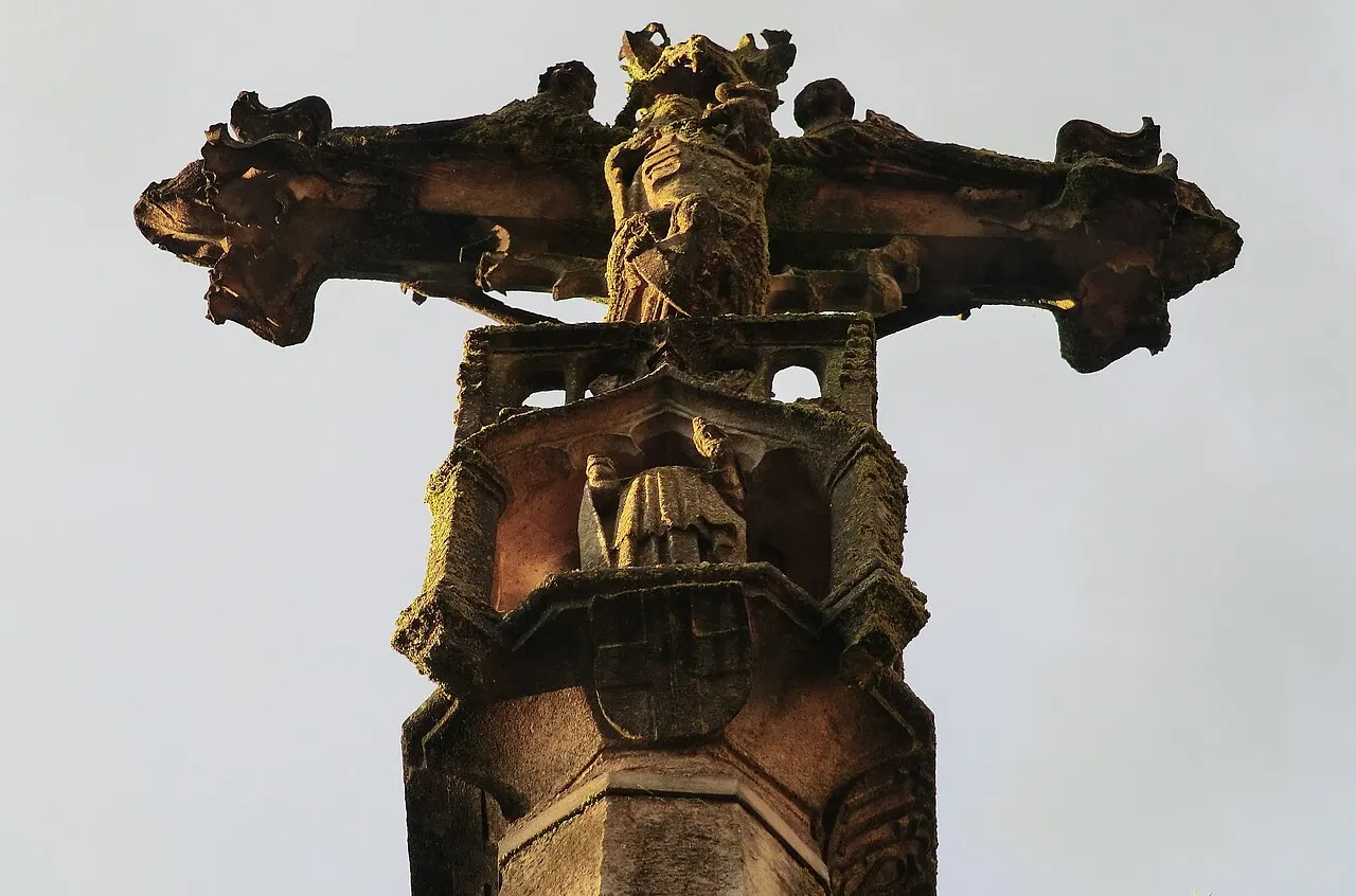Croix de Rignieux-le-Franc