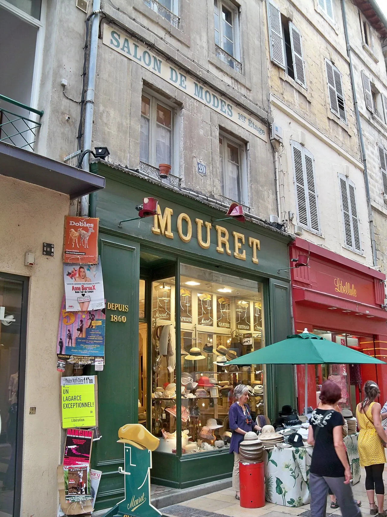 Immeuble (chapellerie Mouret)