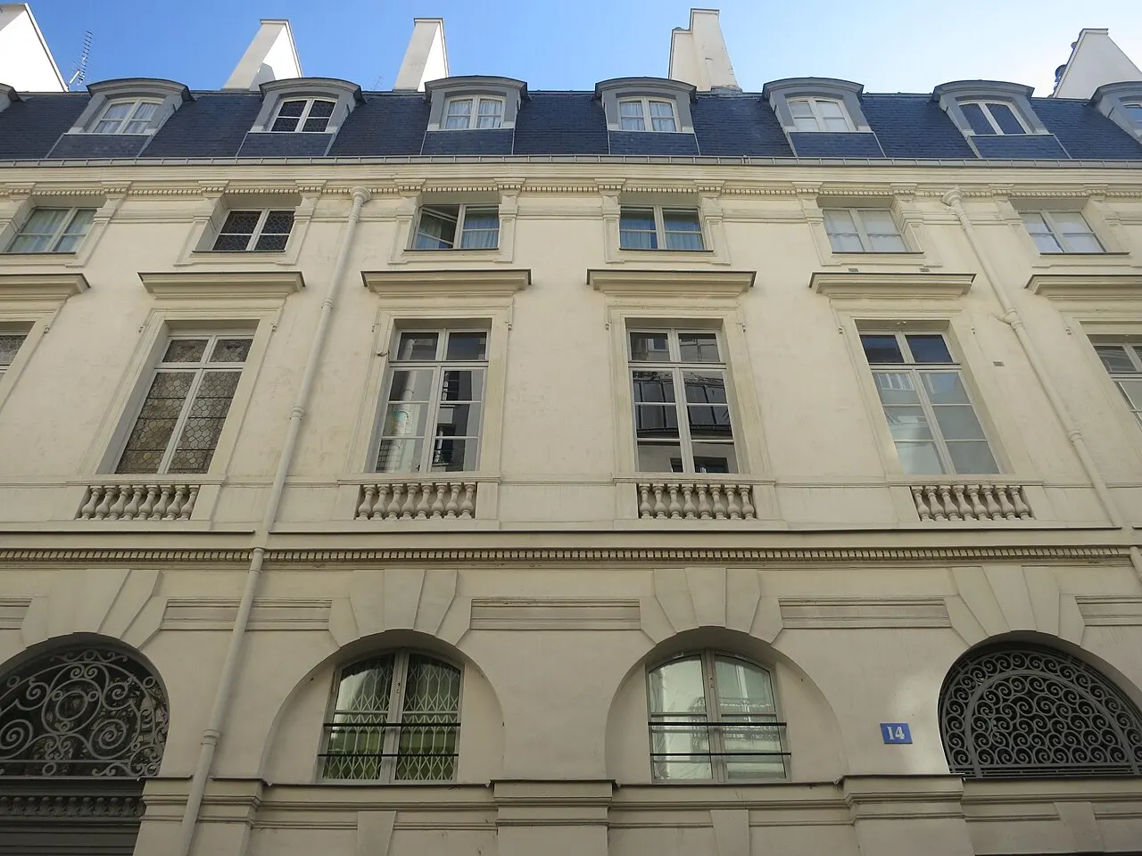 Immeuble, en bordure du Palais-Royal