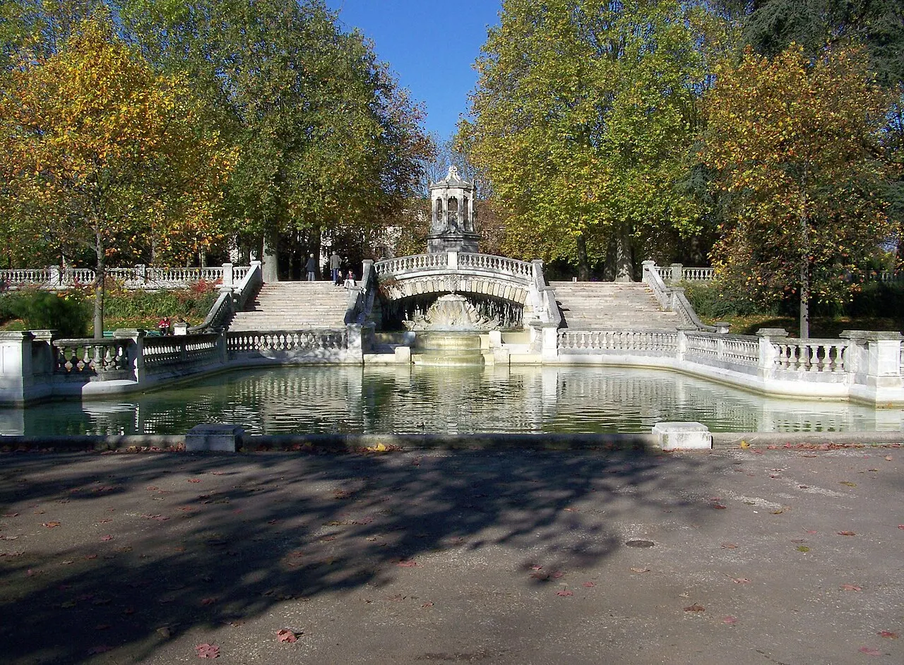 Square Darcy