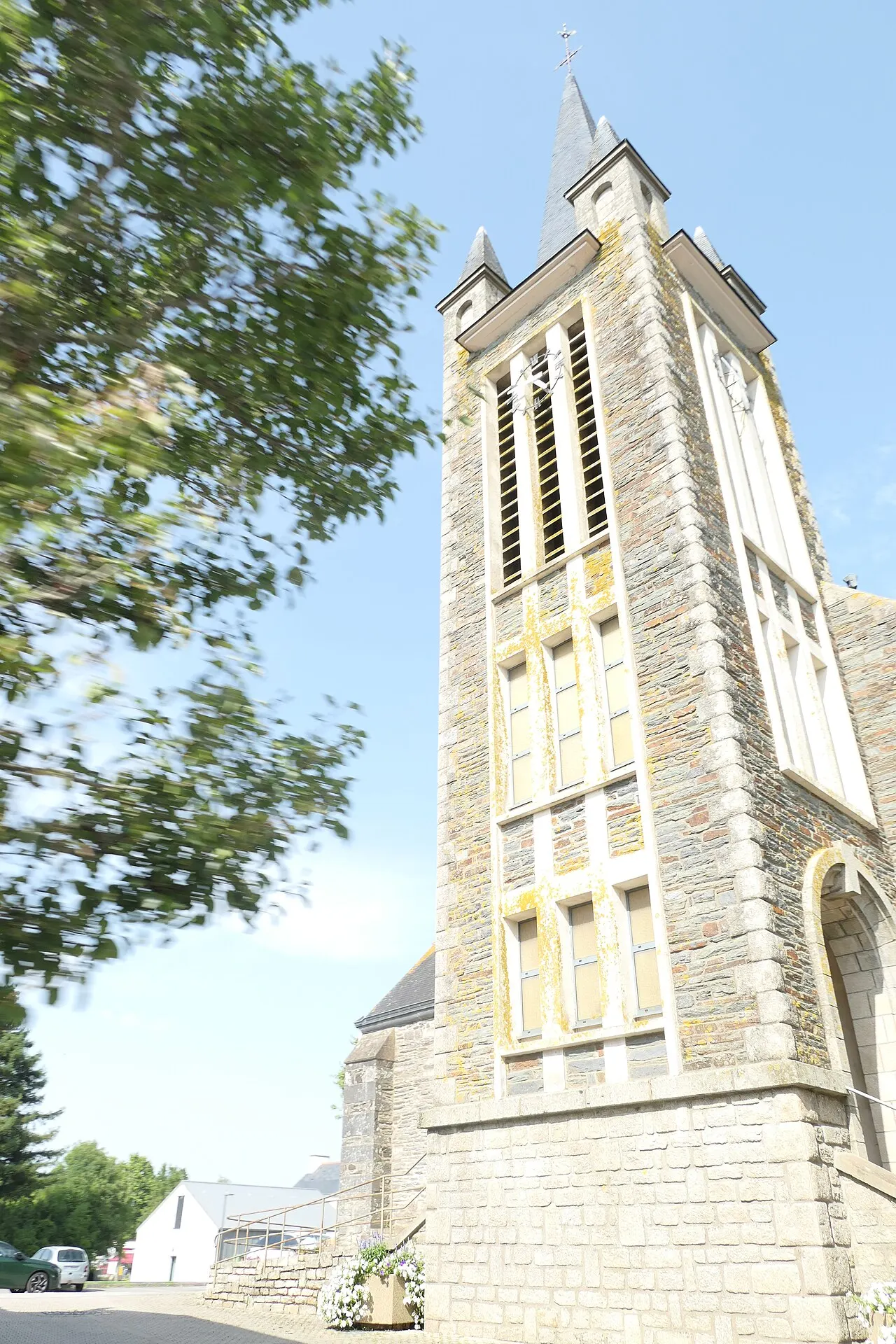 Église Saint-Pierre et Saint-Paul