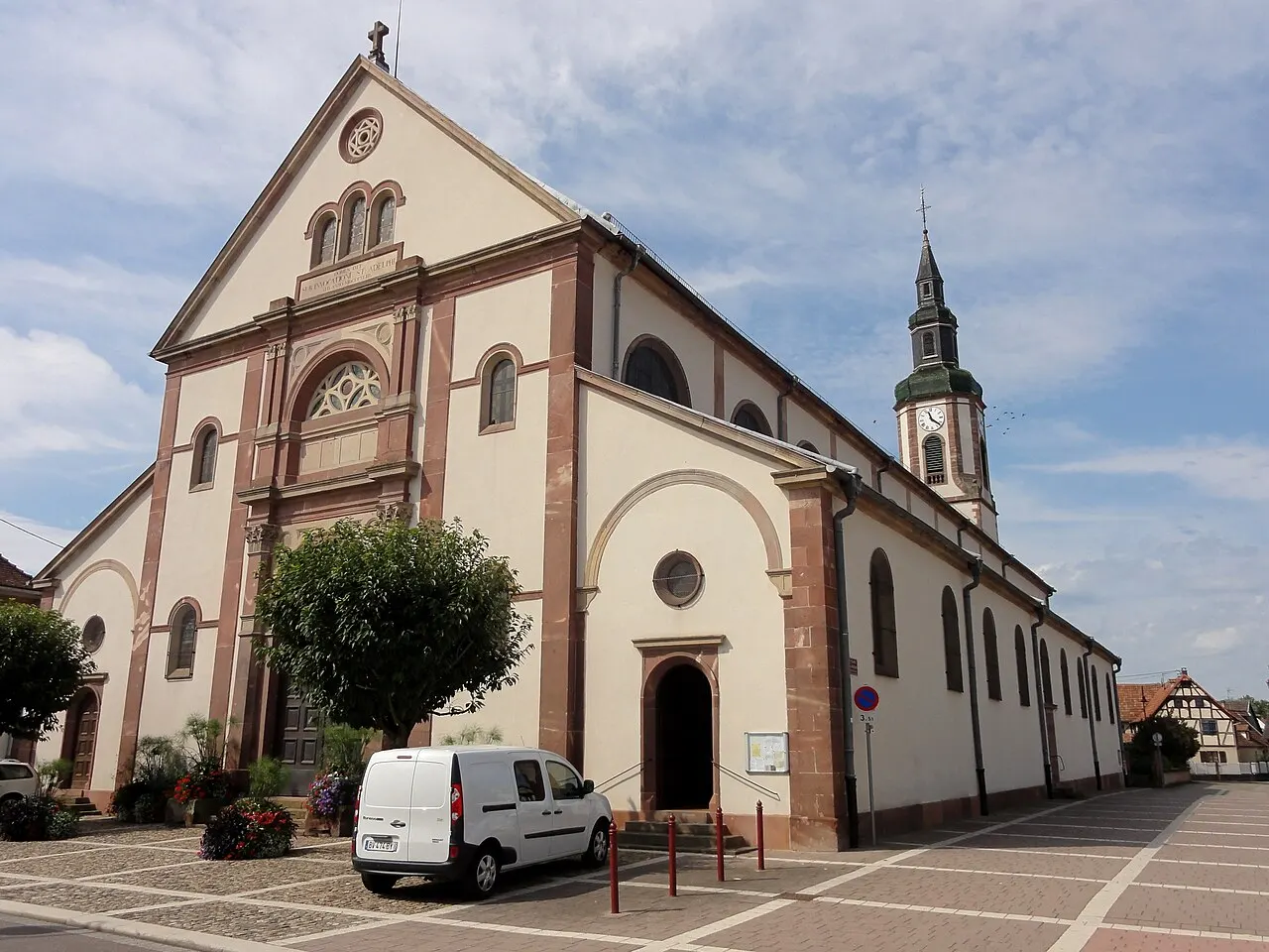 Église Saint-Adelphe