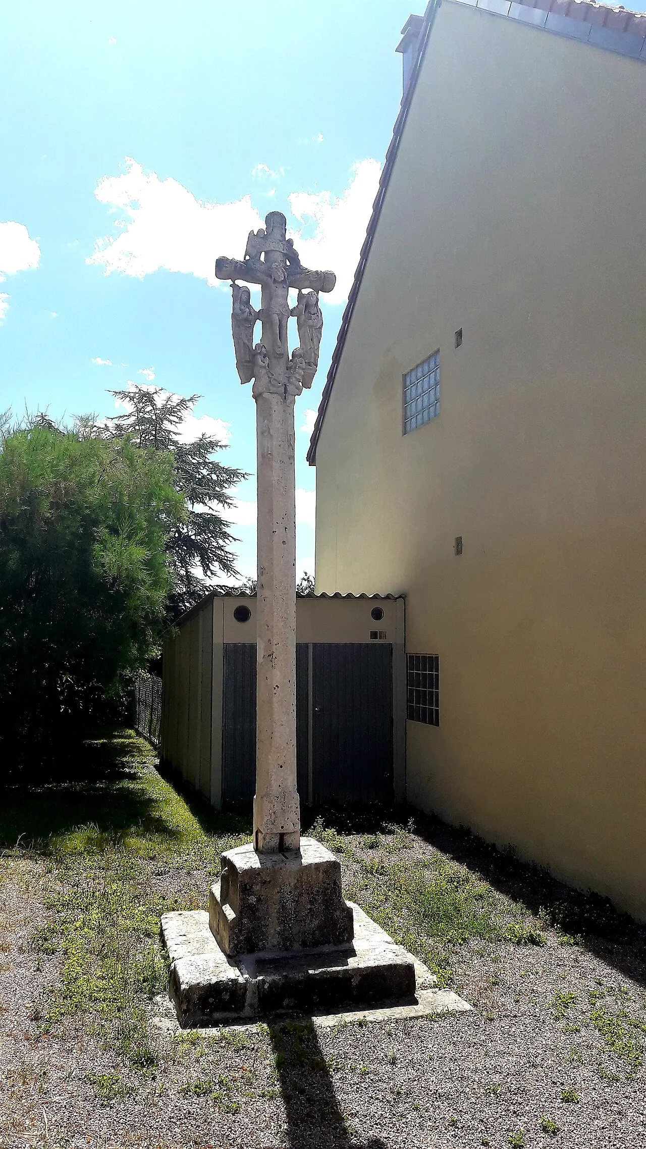 Croix de Mannecourt