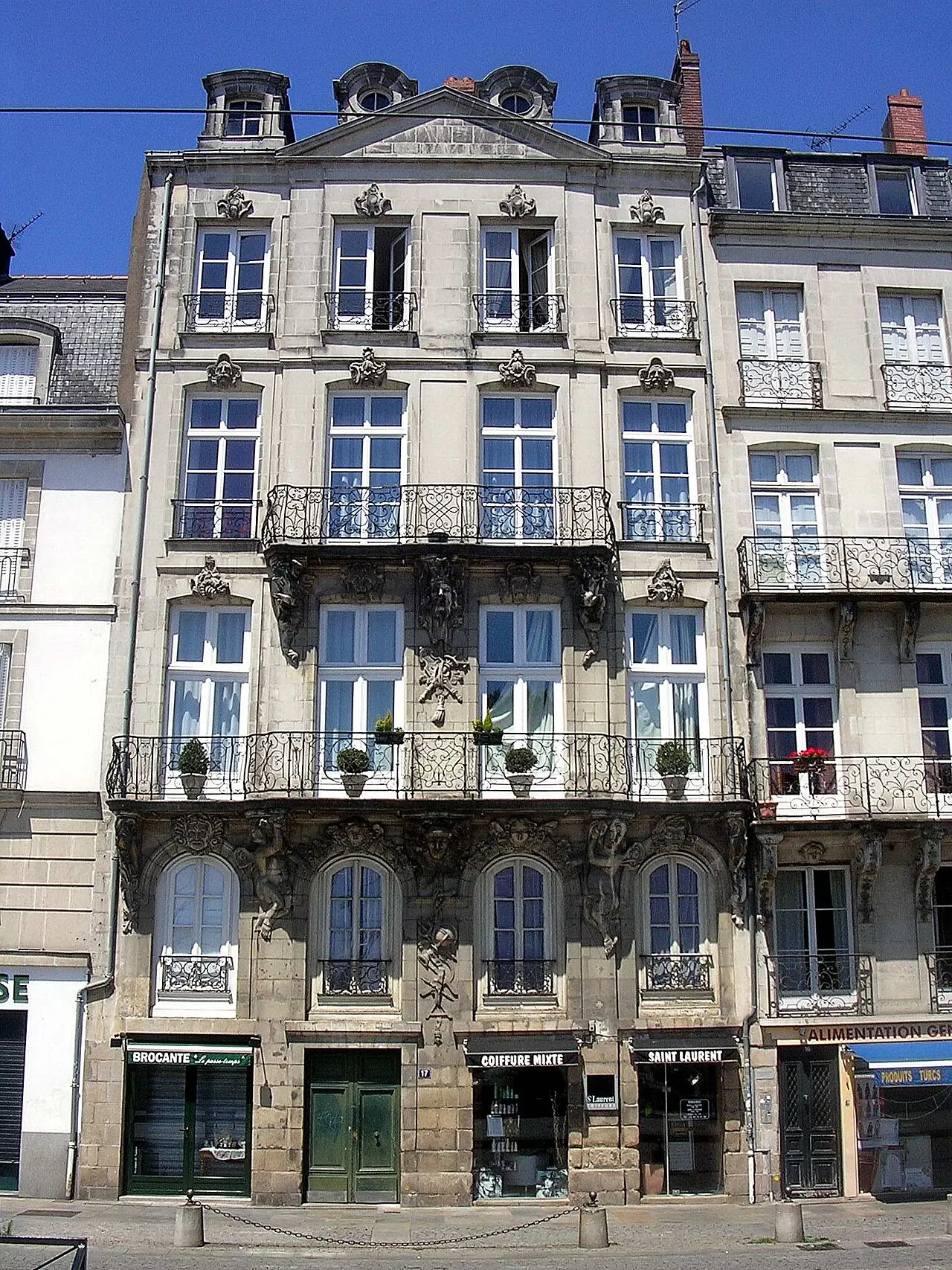 Maison ou ancienne maison Trochon