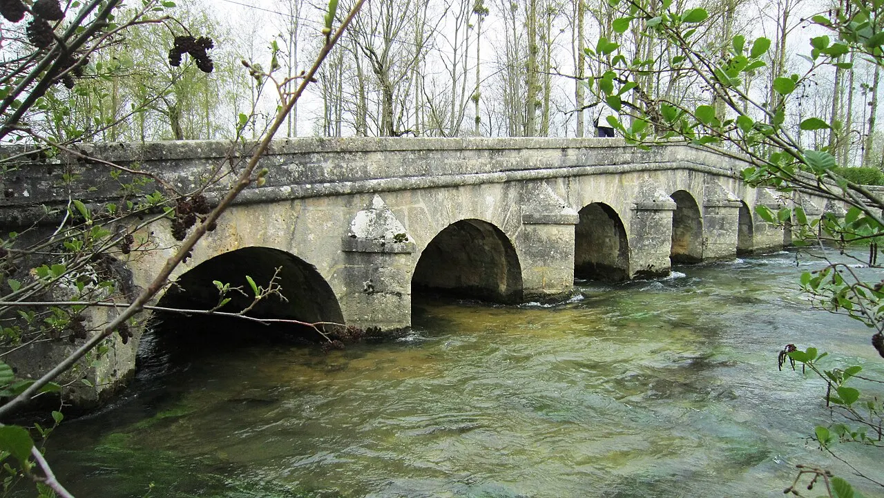 Ponts anciens sur l’Aube dits Ponts de l’Abattoir ou Grand Pont et Petit Pont