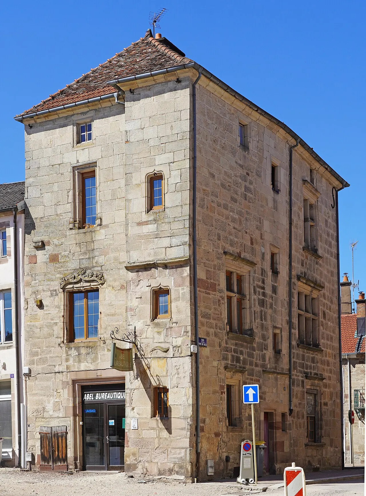 Maison à l’oriflamme