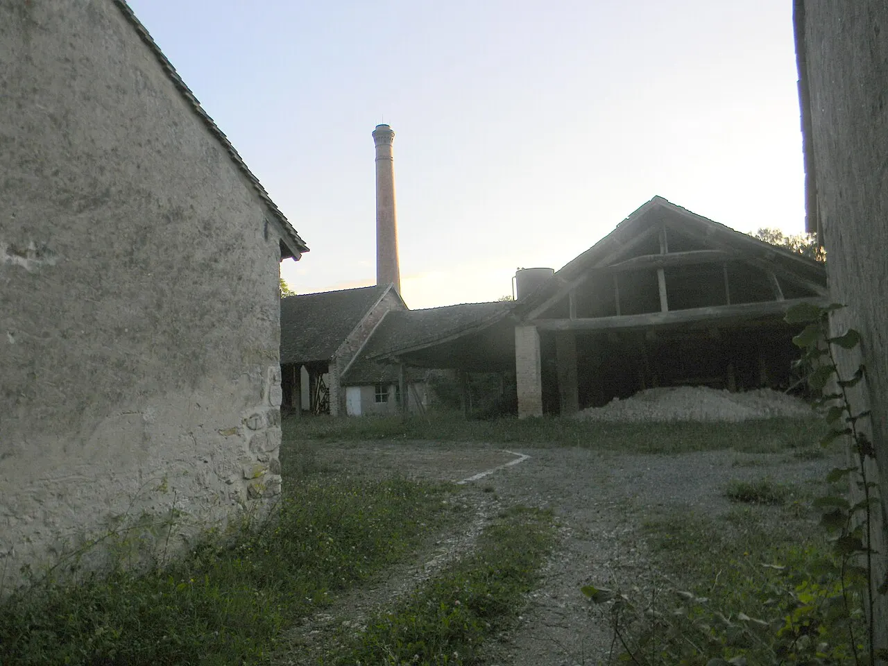 Tuilerie de Bezanleu : les bâtiments