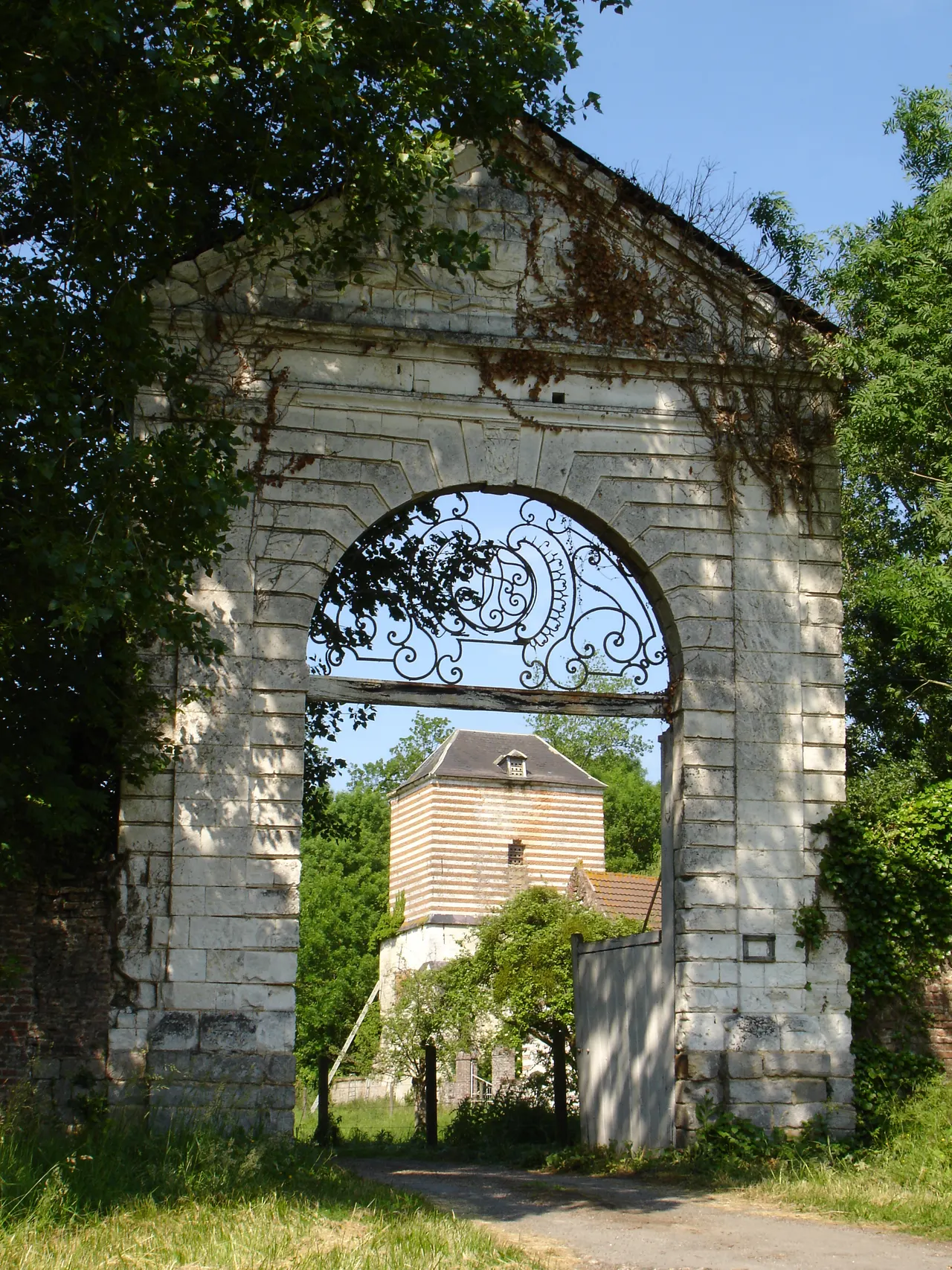 Abbaye de Dommartin