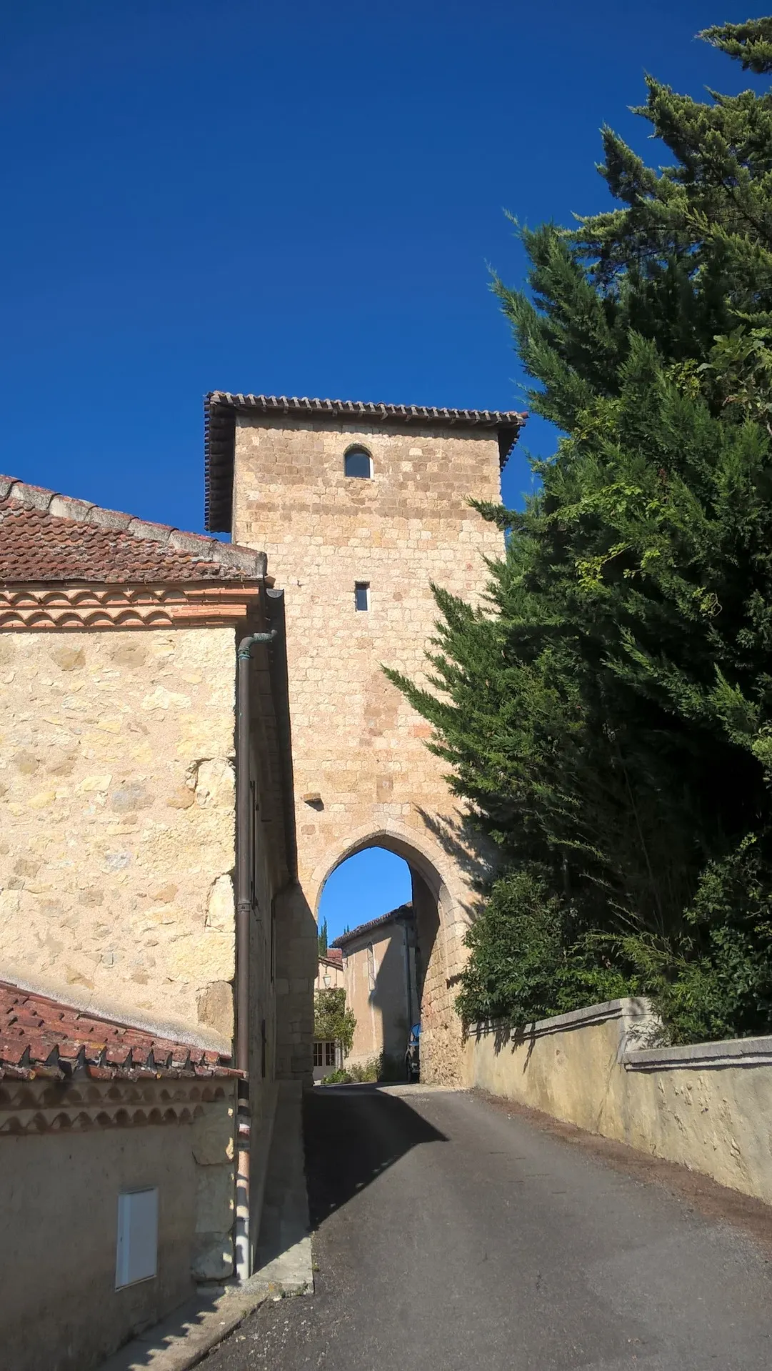 Tour fortifiée