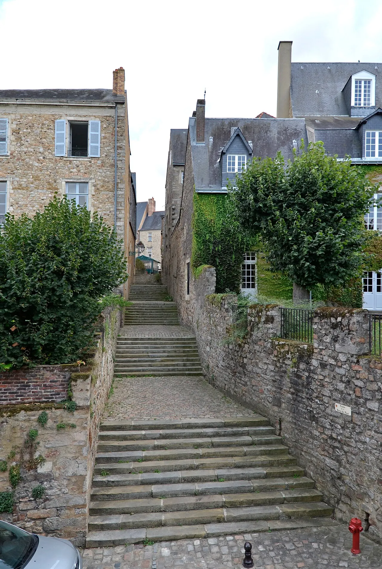 Escalier de la Grande-Rue à la rue de Vaux