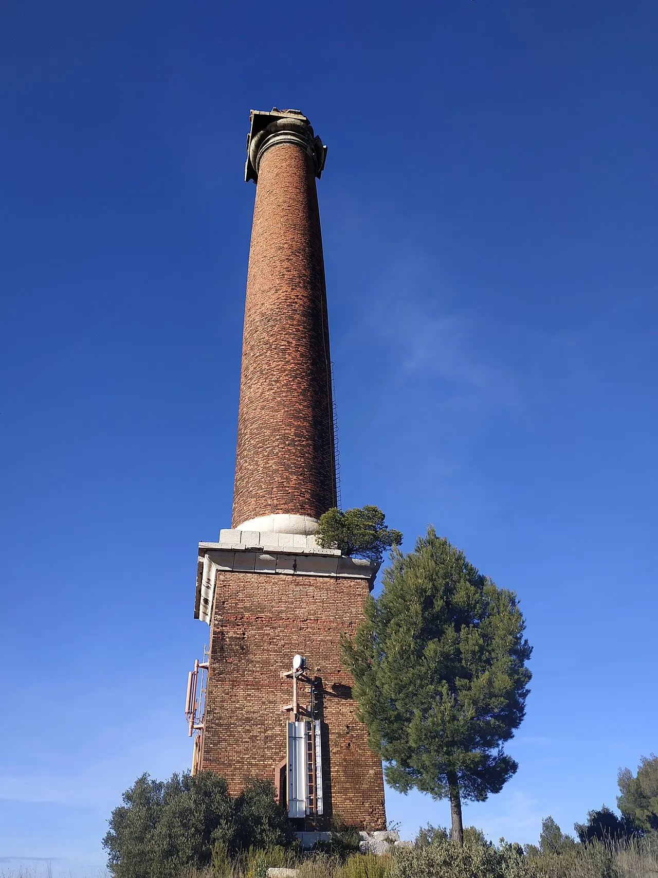 Cheminée-colonne dite « Grande Cheminée du Plomb »