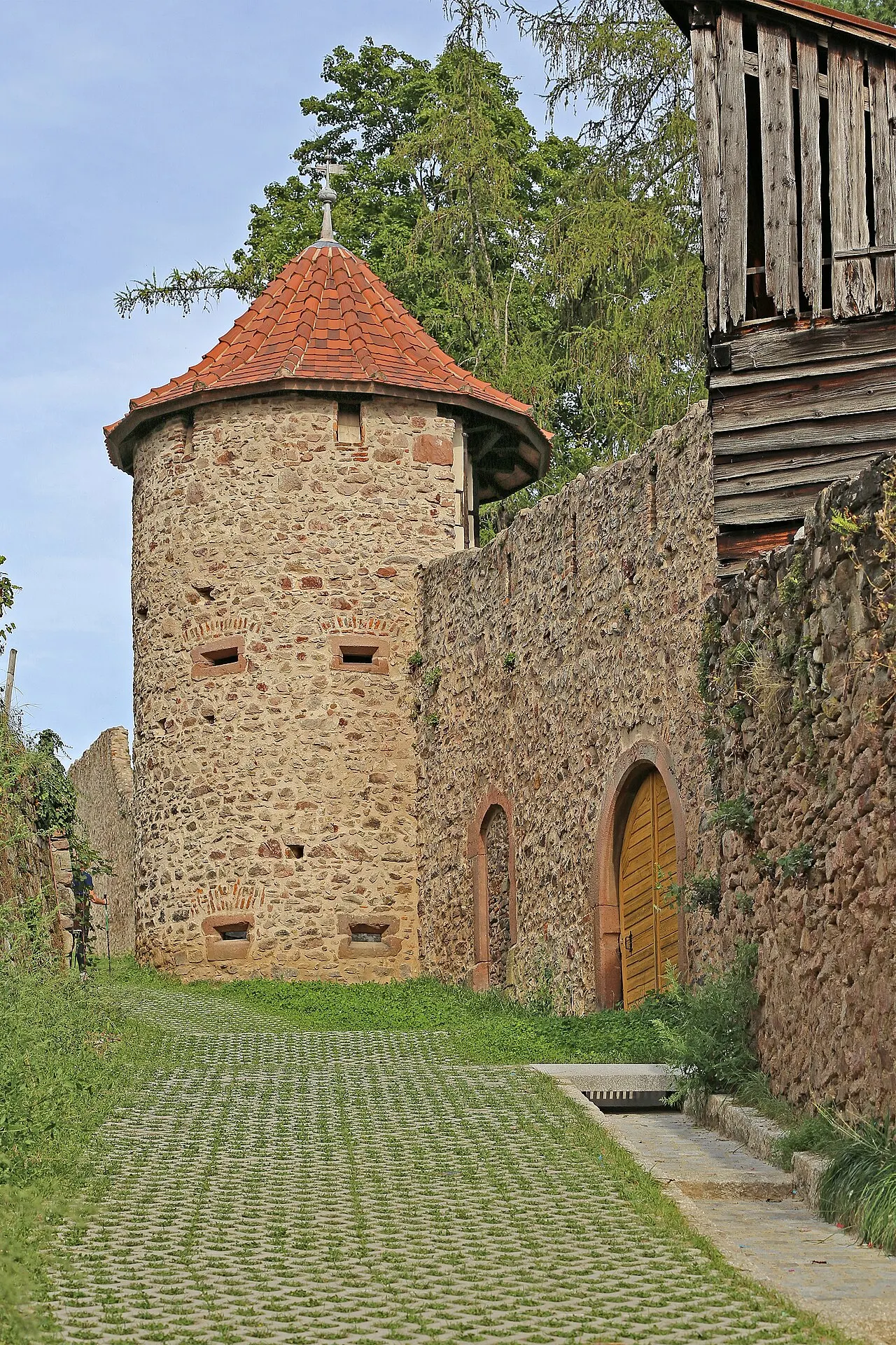 Enceintes fortifiées urbaines