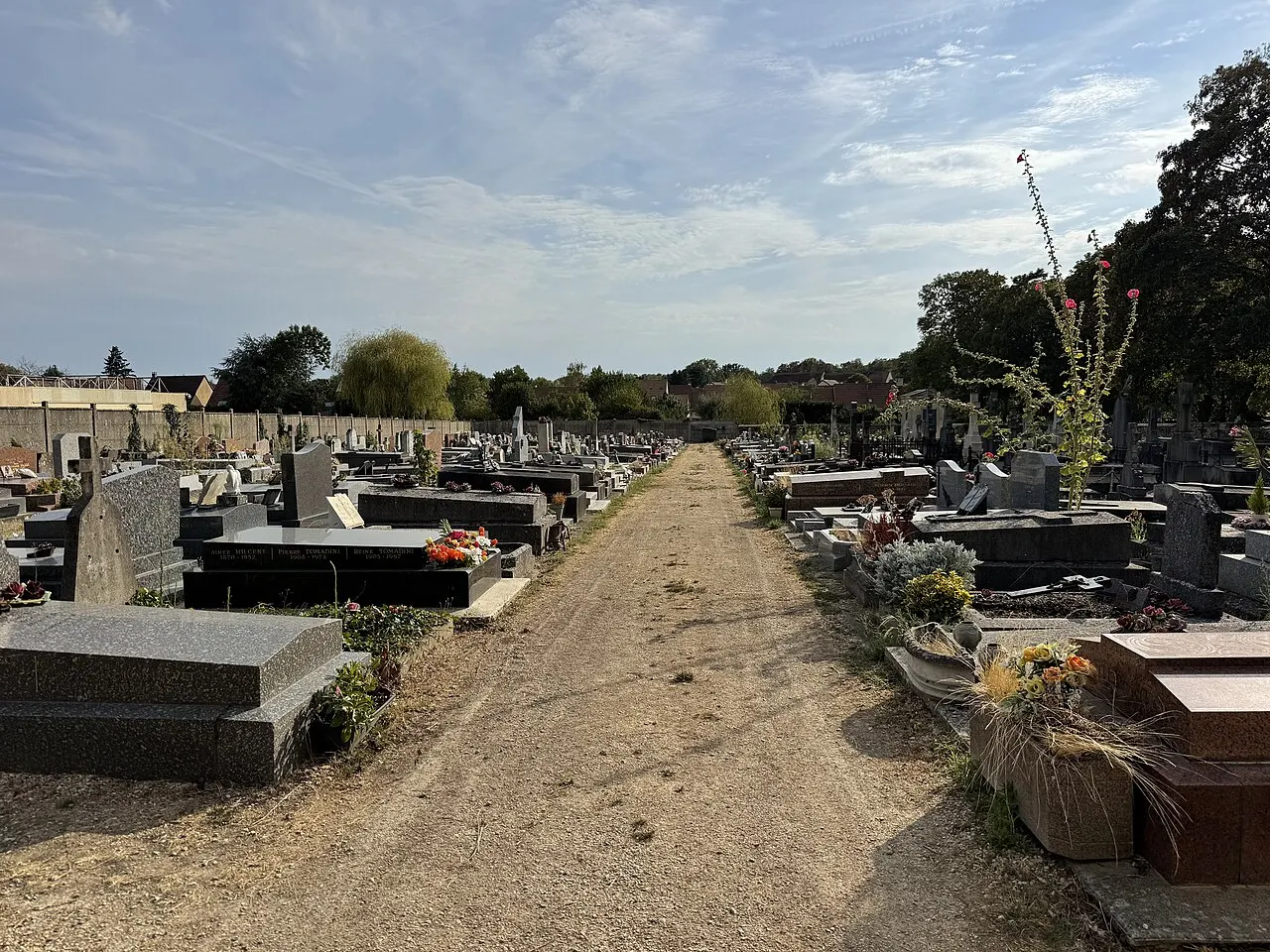 Cimetière de La Norville