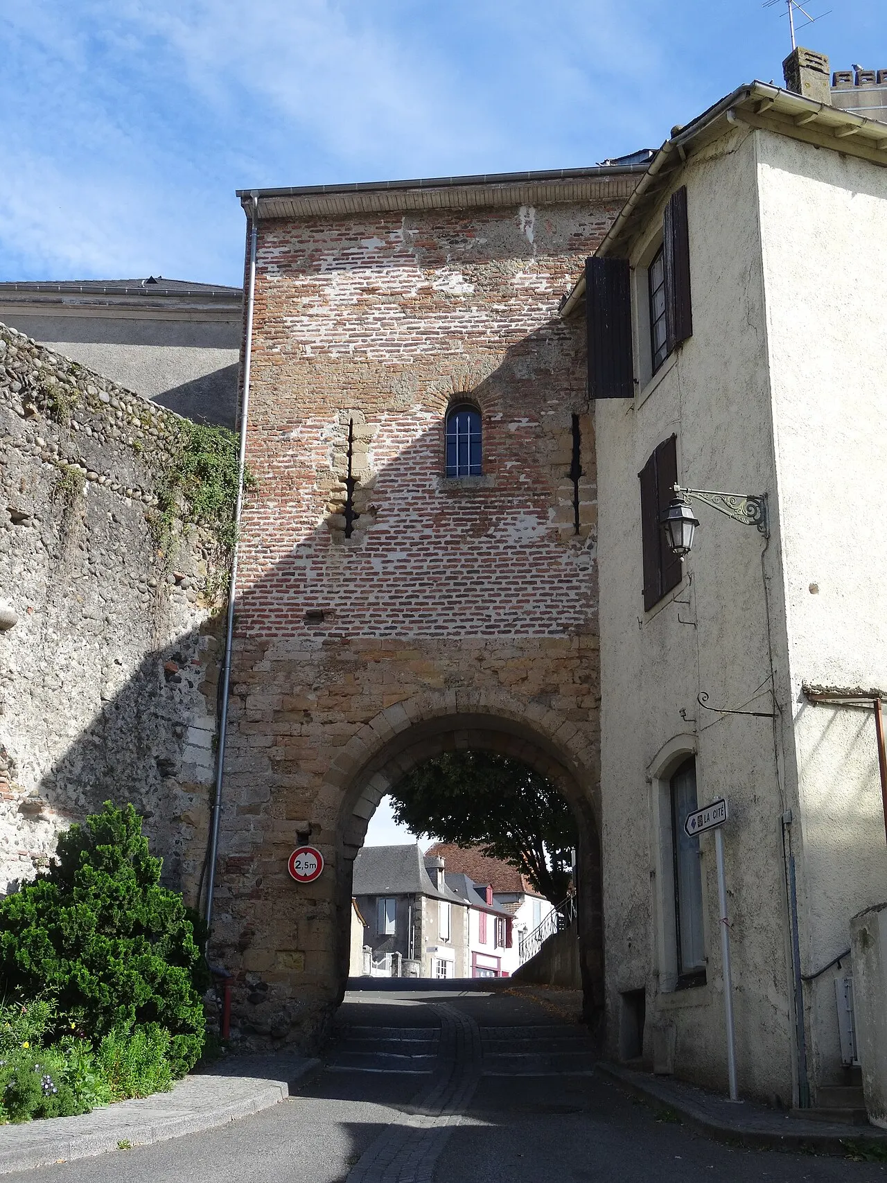 Porte monumentale