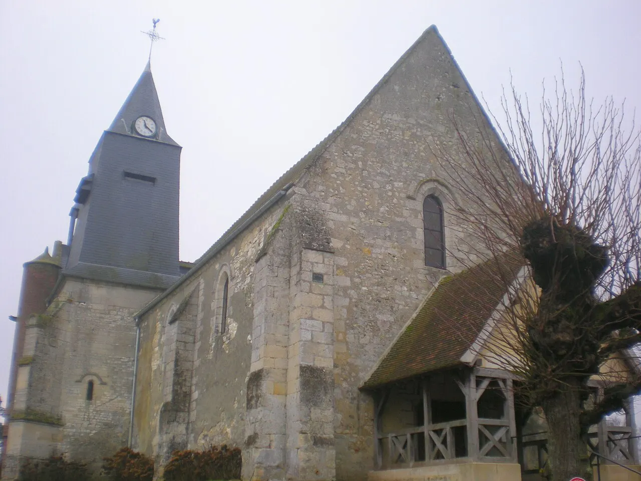 Église Saint-Lucien