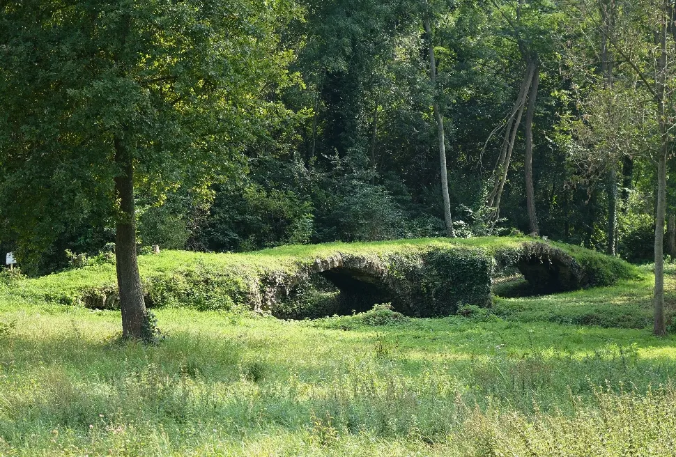 Ancien pont dit Pont romain