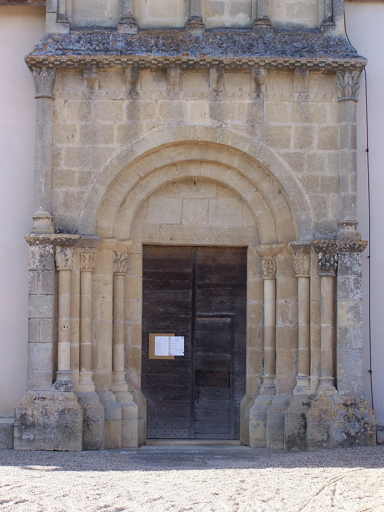 Église Saint-Saturnin