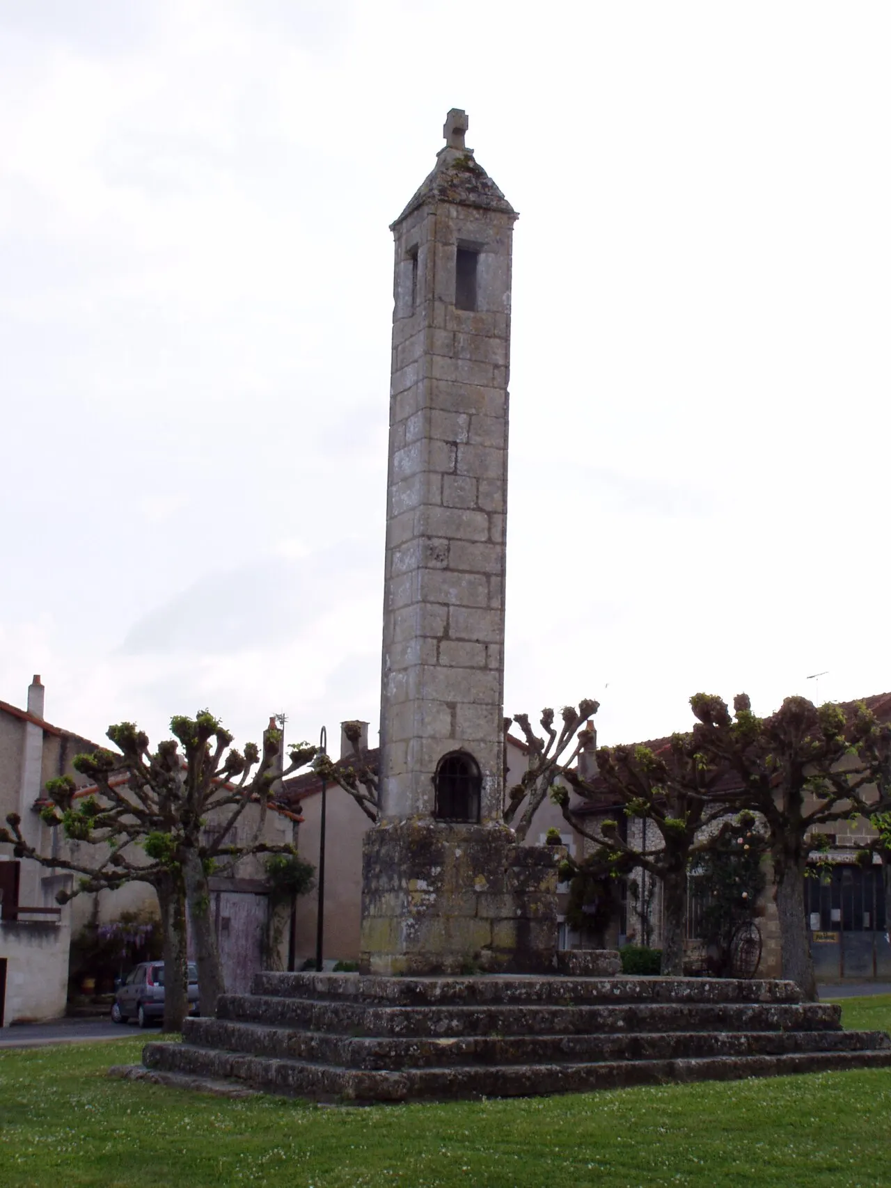 Lanterne des Morts d’Antigny