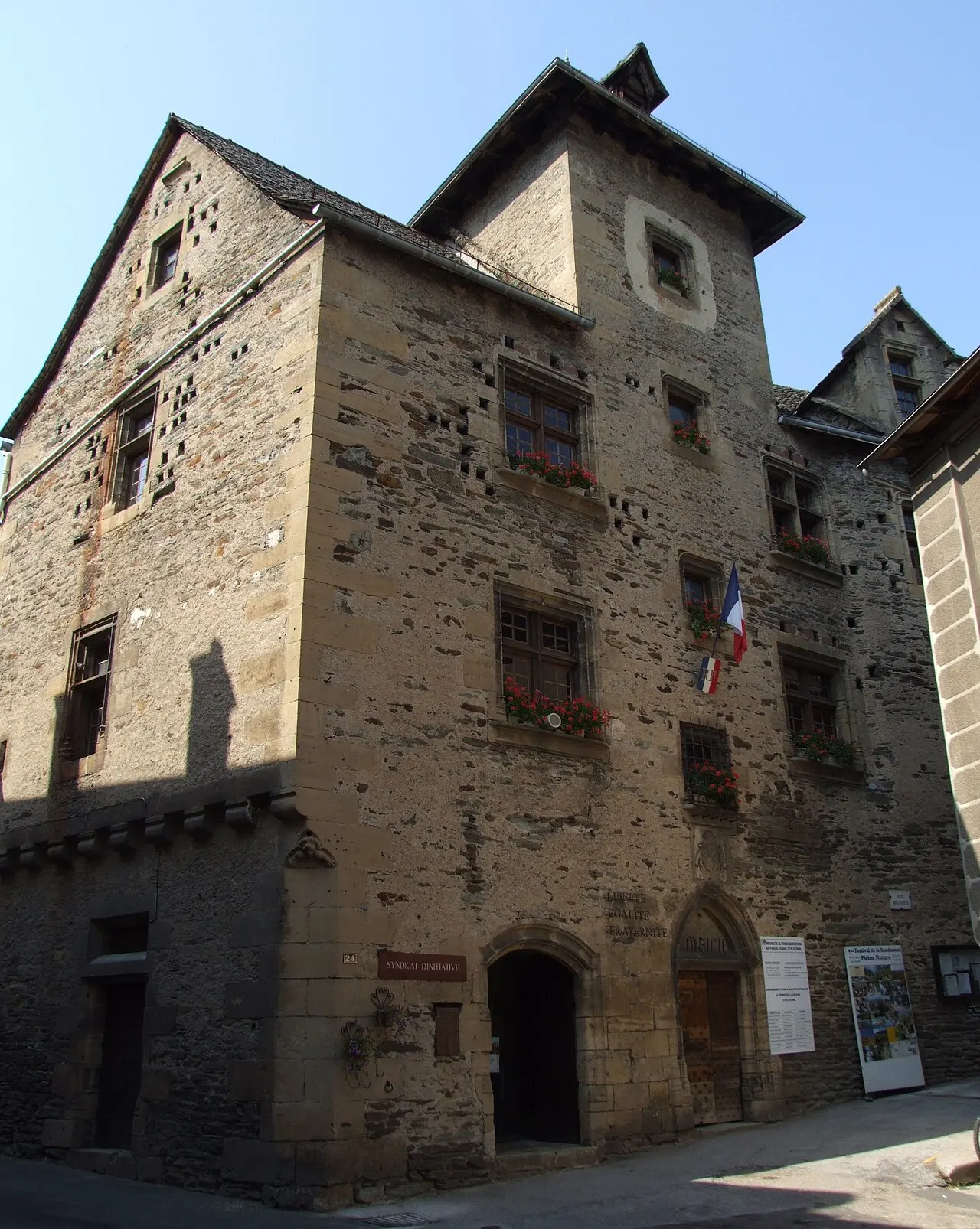 Mairie d’Estaing