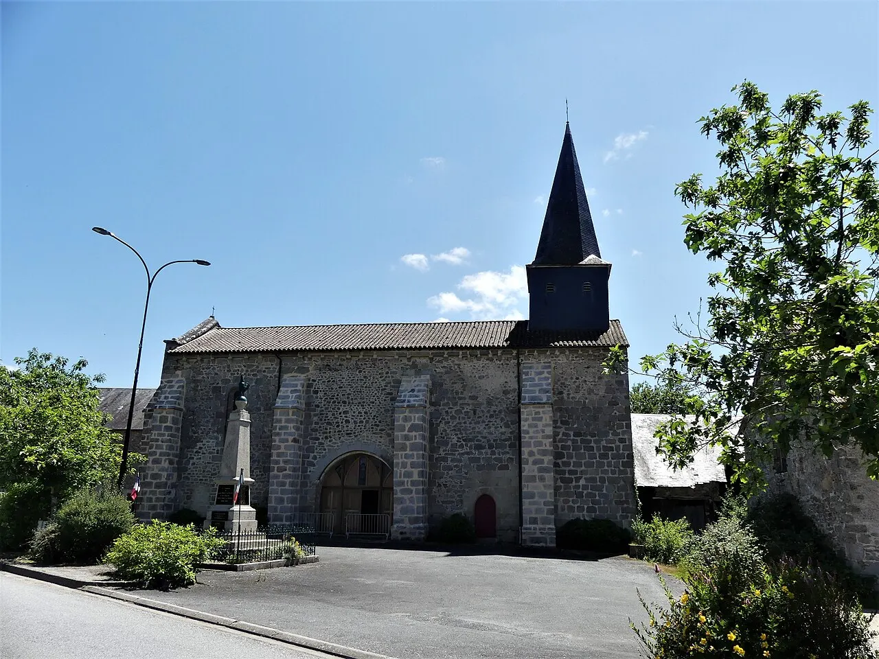 Église Saint-Priest