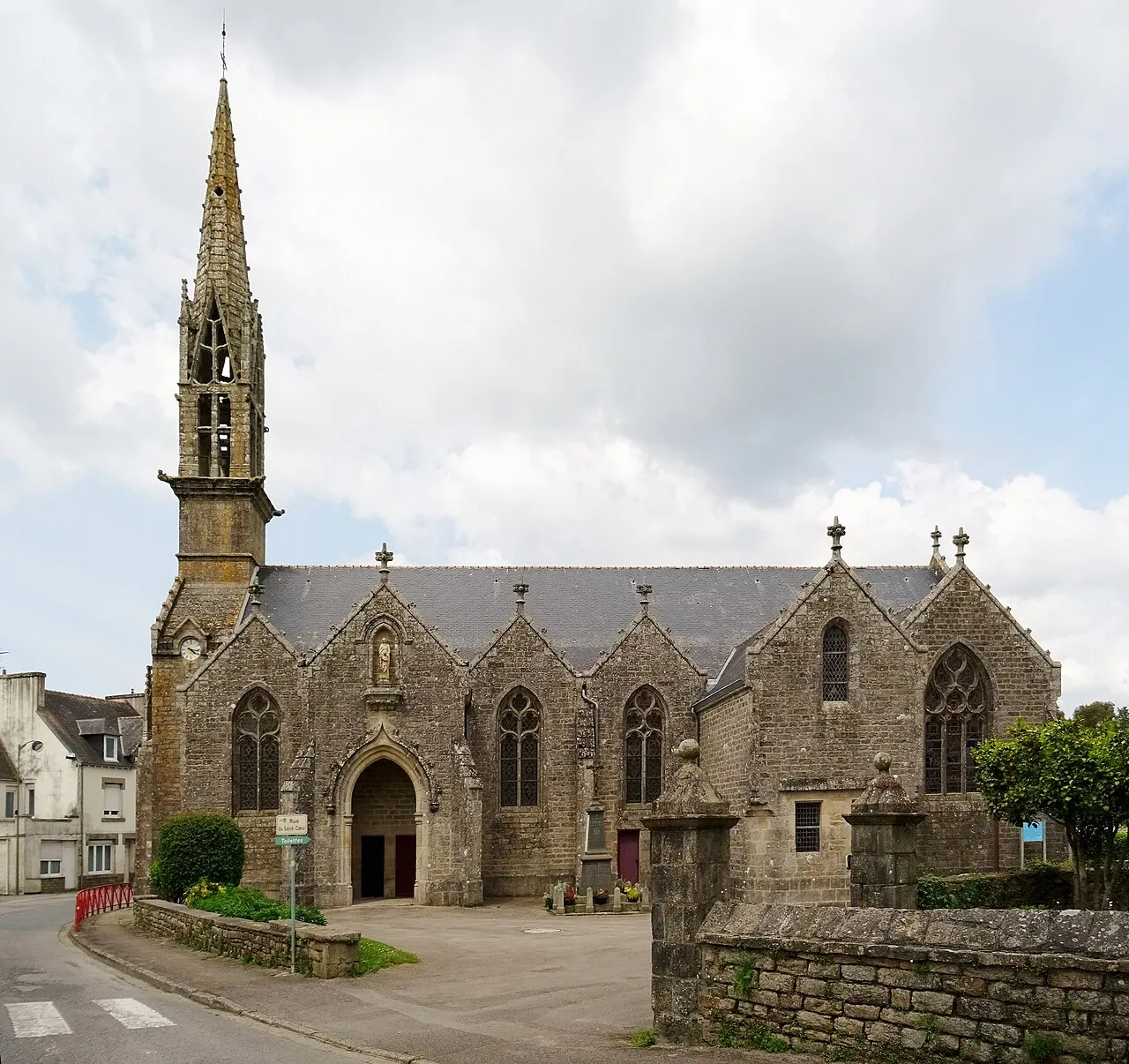 Église Saint-Tudec-et-Sainte-Anne