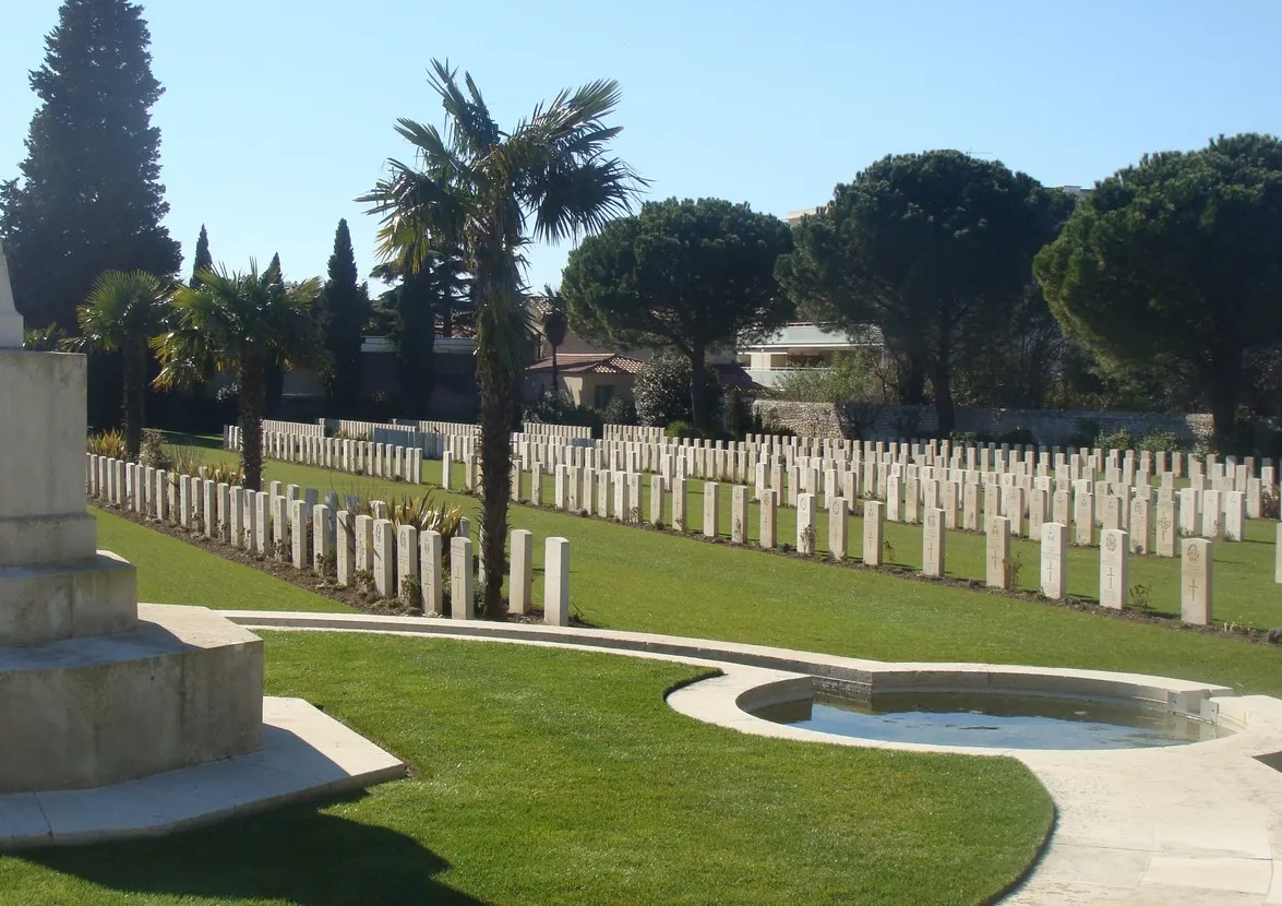Cimetière militaire britannique de Mazargues