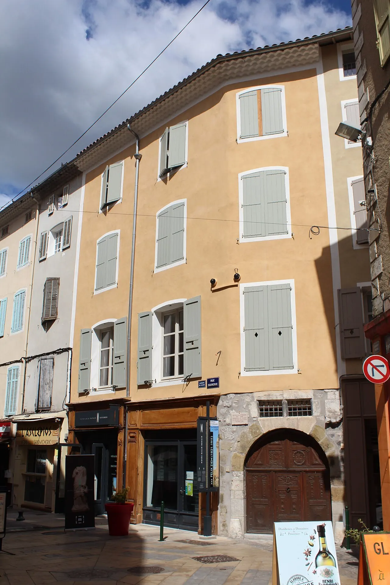Maison