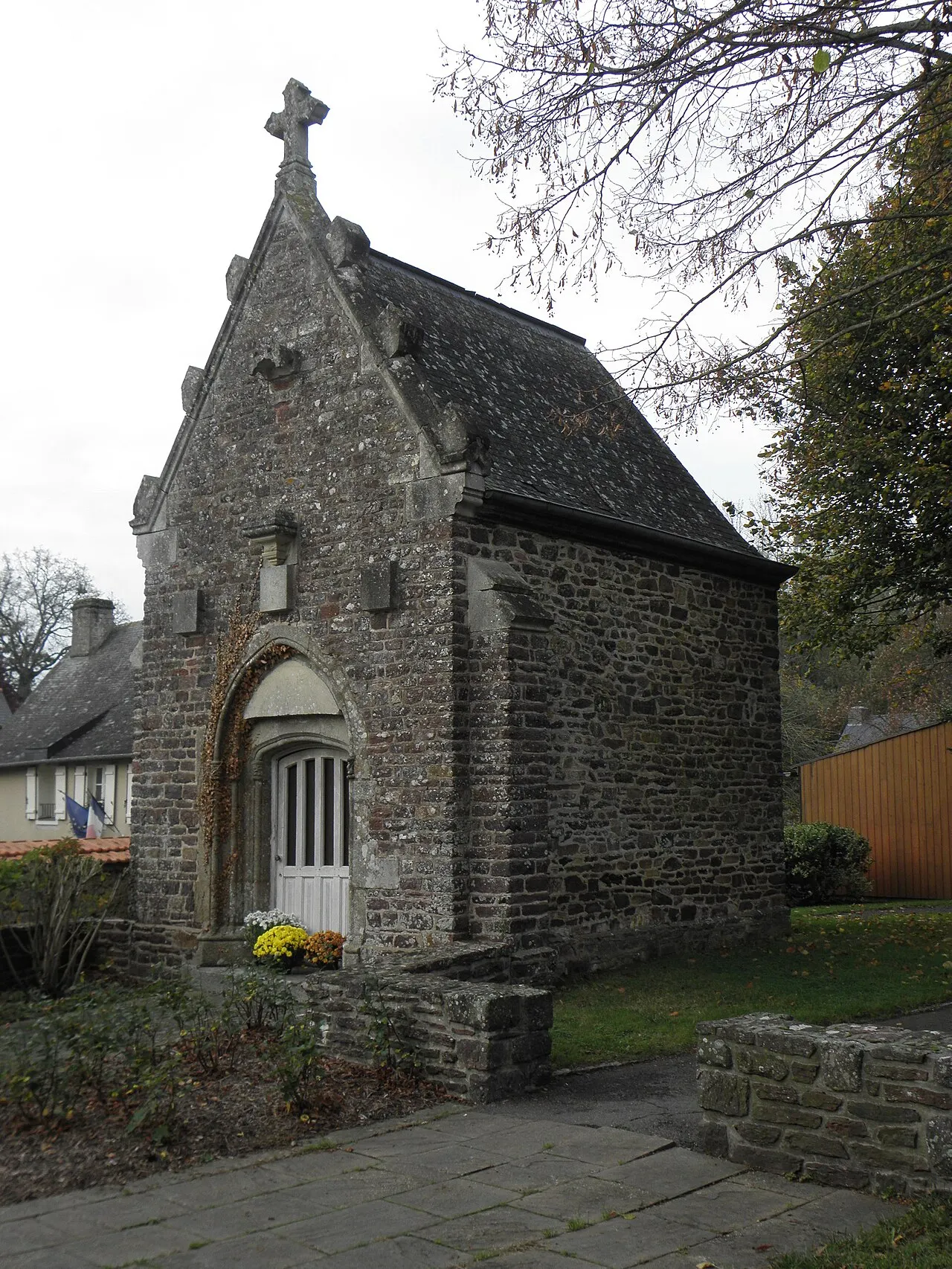 Chapelle Saint-Pierre des Clayes