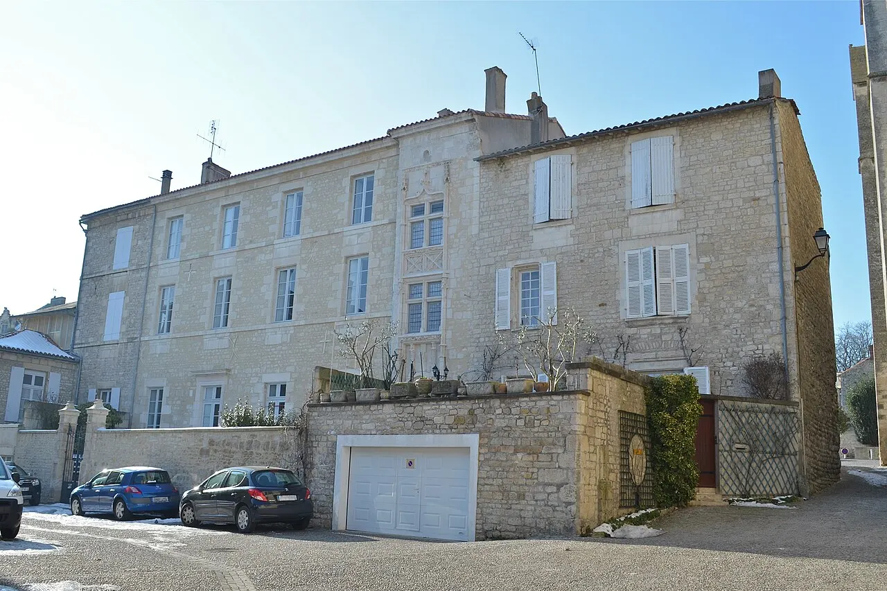 Maison sise près de l’église Notre-Dame