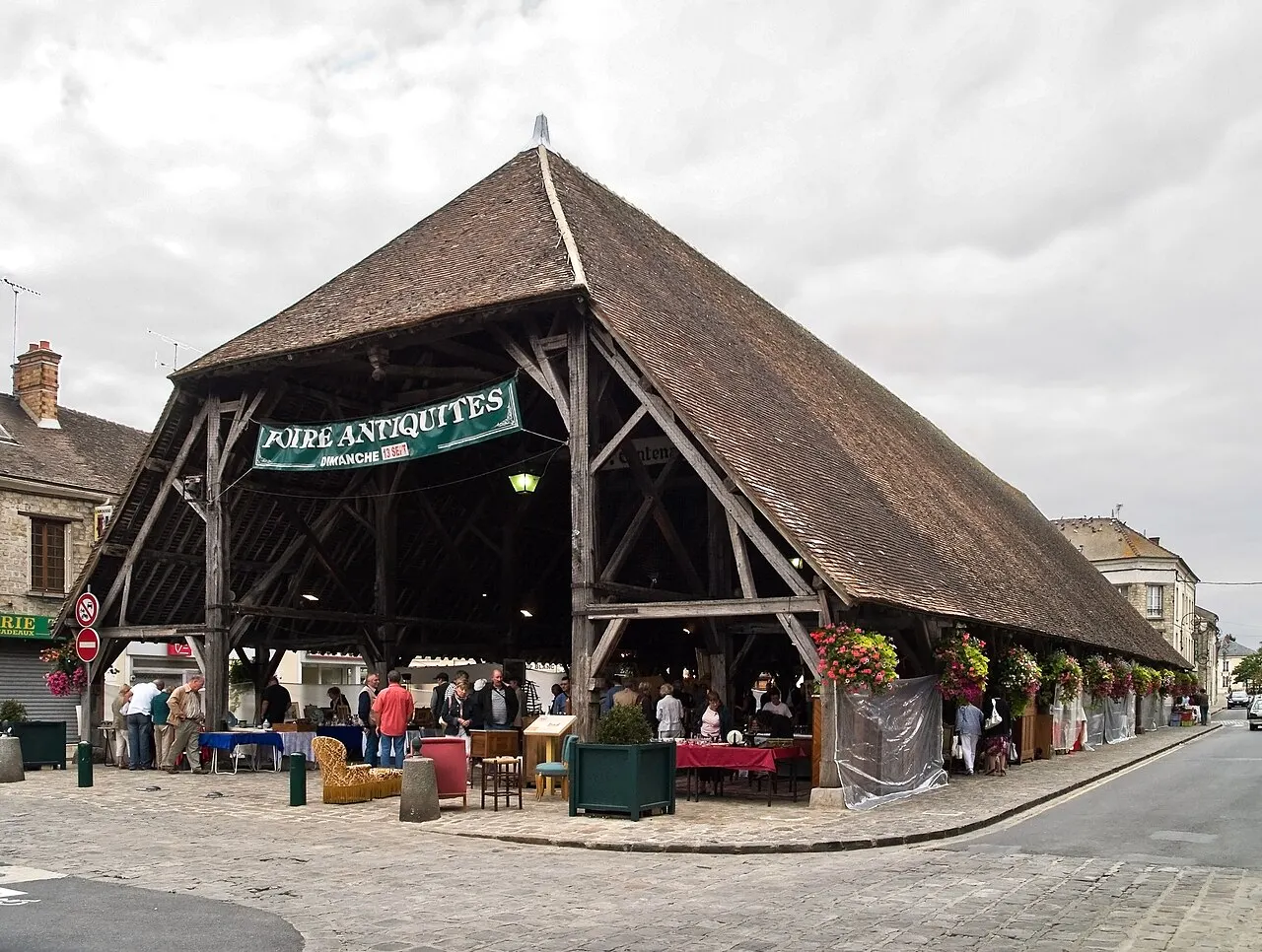 Halle de Milly