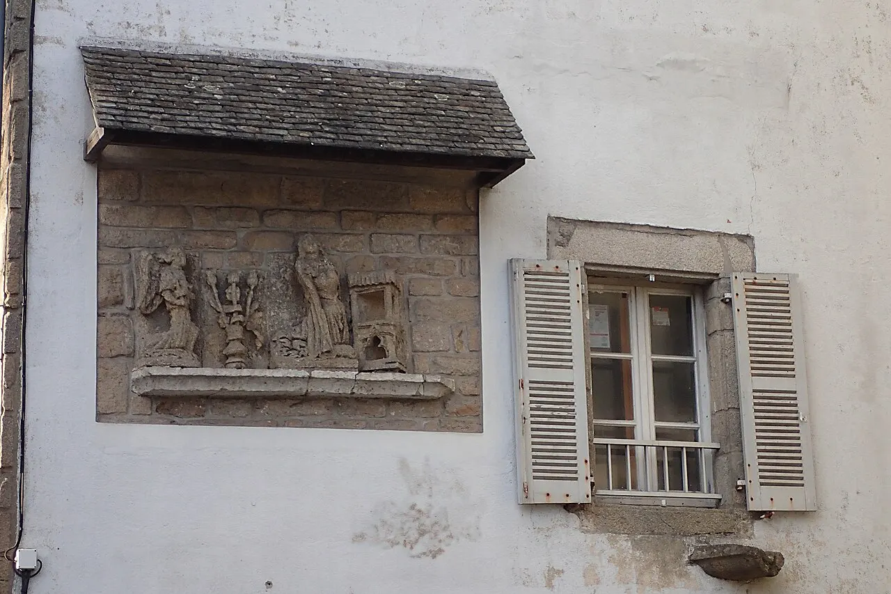 Maison bordant la route 168, près de la place de l’Église