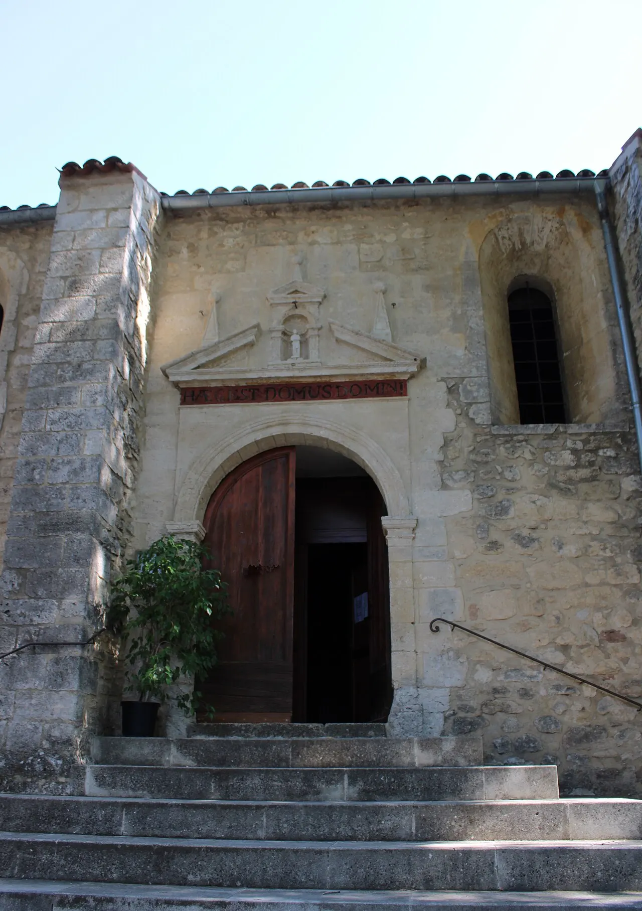 Église Saint-Pierre-ès-Liens d’Aurons
