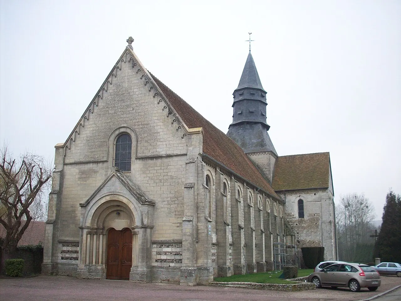 Collégiale Saint-Pierre