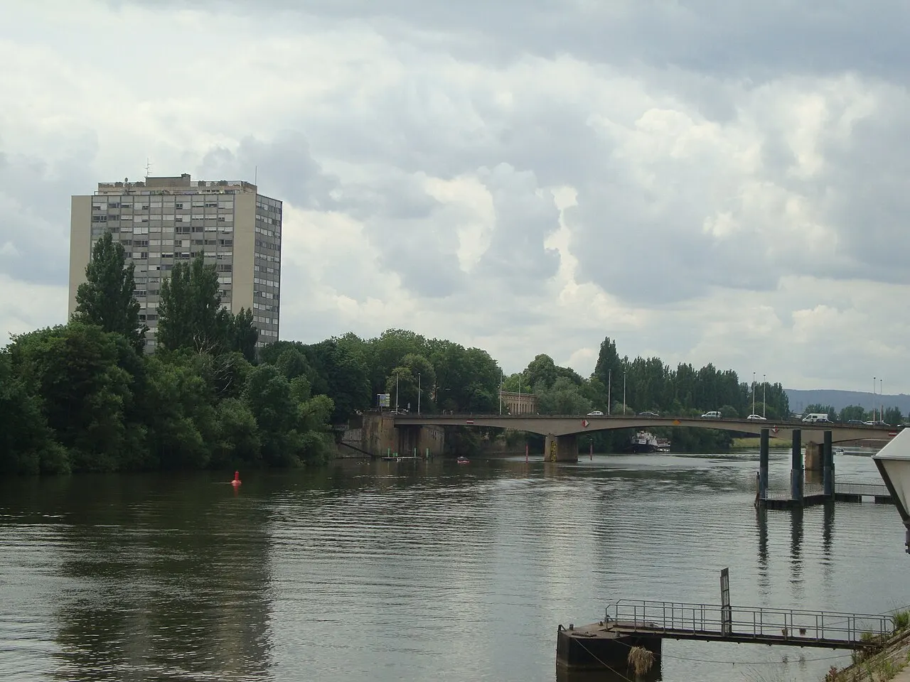 Pont des Alliés