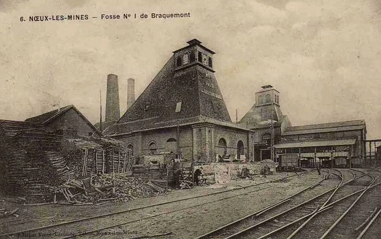 Ancien carreau de la fosse n° 1 de la compagnie des mines de Vicoigne-Noeux-Drocourt