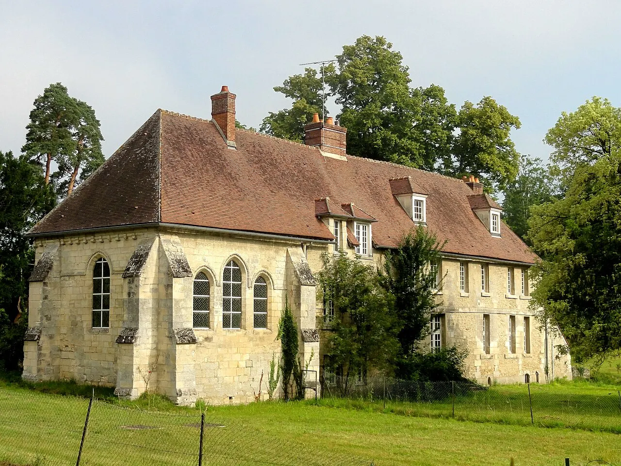 Poste forestier de Sainte-Perine dans la forêt de Compiègne