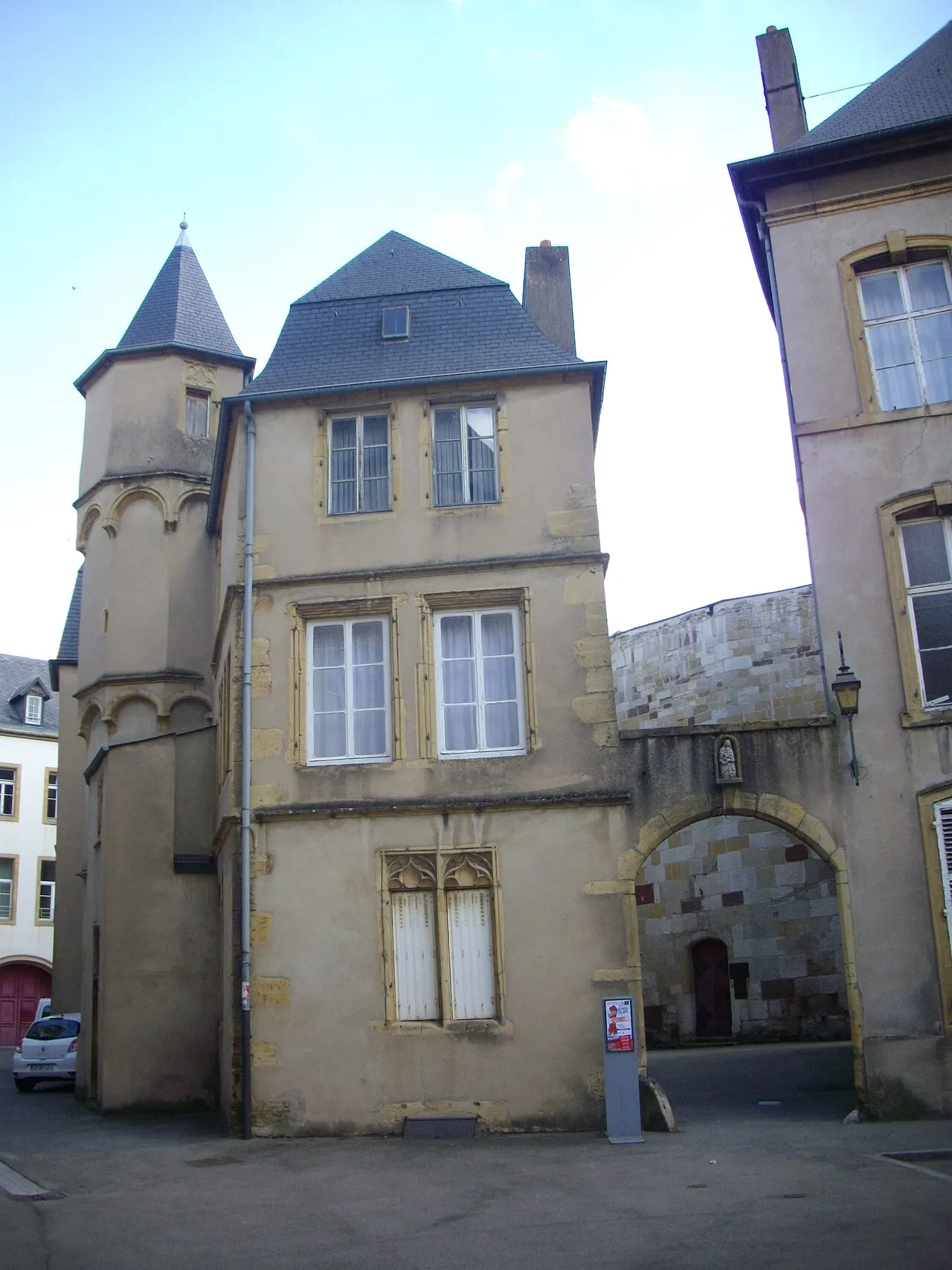 Hôtel de Raville (ancien)