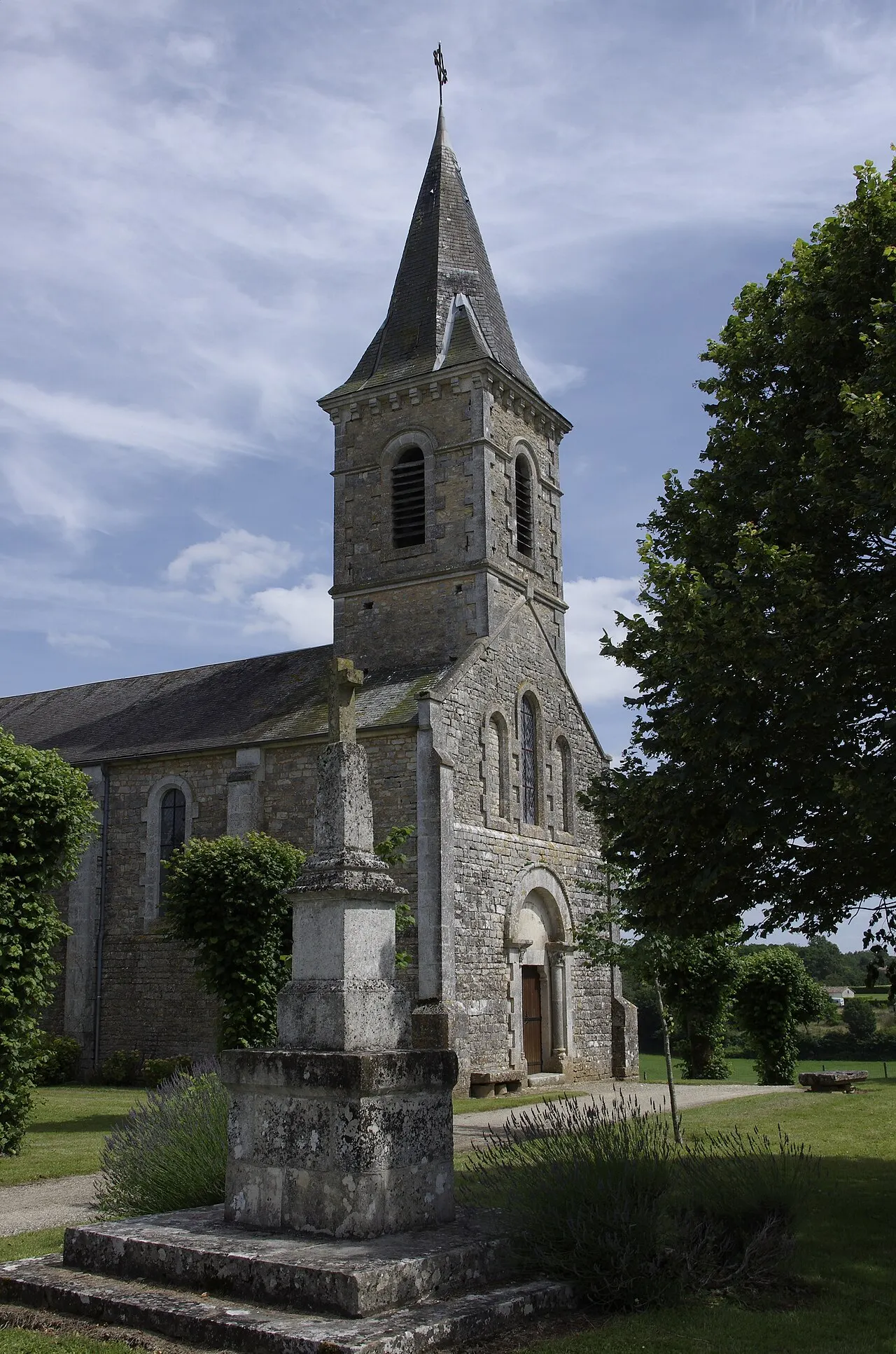 Église Saint-Hilaire