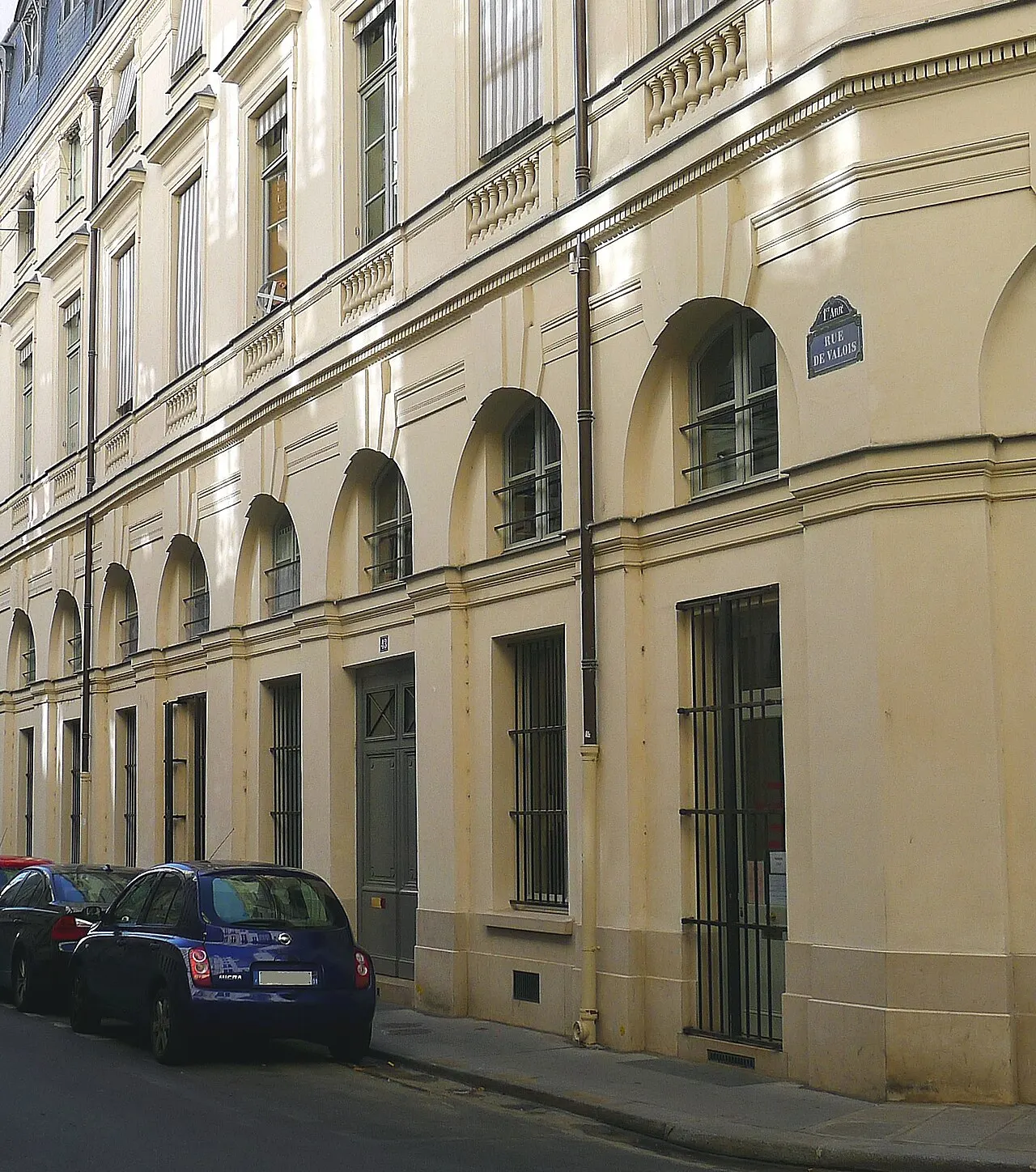 Immeuble, en bordure du Palais-Royal