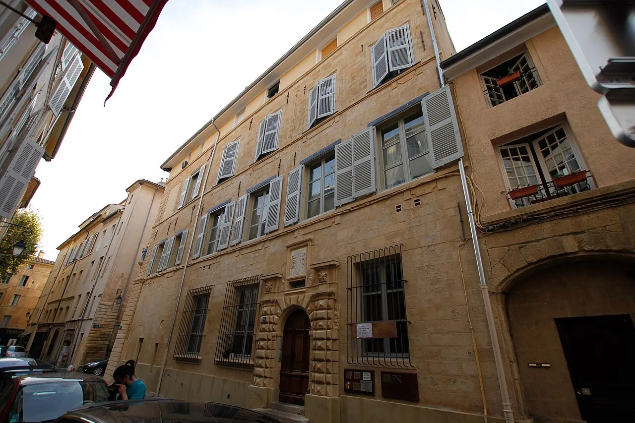 Porte de l’hôtel de Lacépède-Simiane