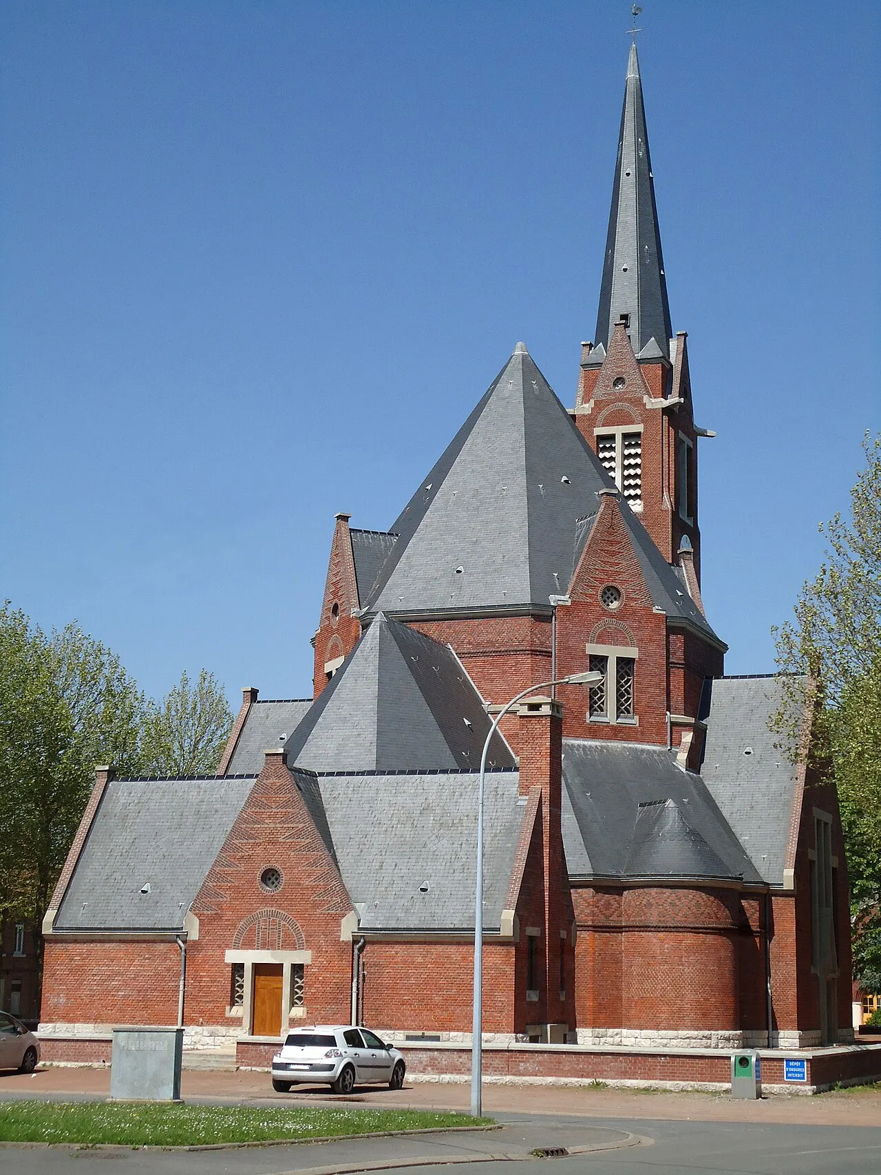 Église Saint-Louis de la cité Nouméa de la Compagnie des Mines de Drocourt