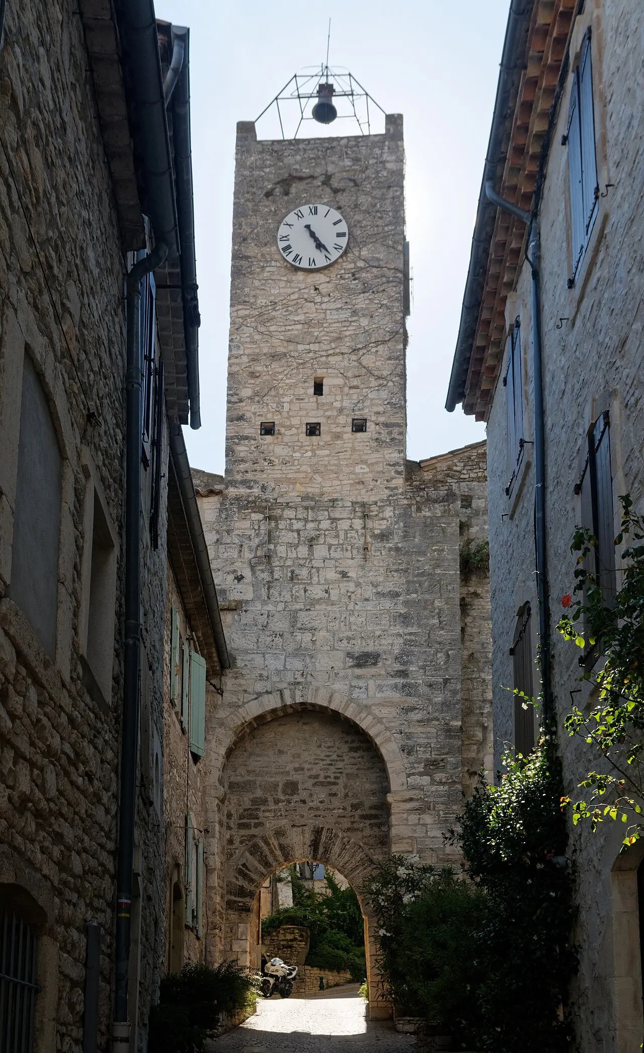 Porte de Vézénobres