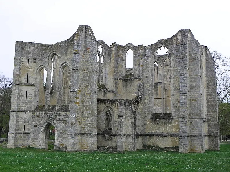 Abbaye royale Notre-Dame du Lys